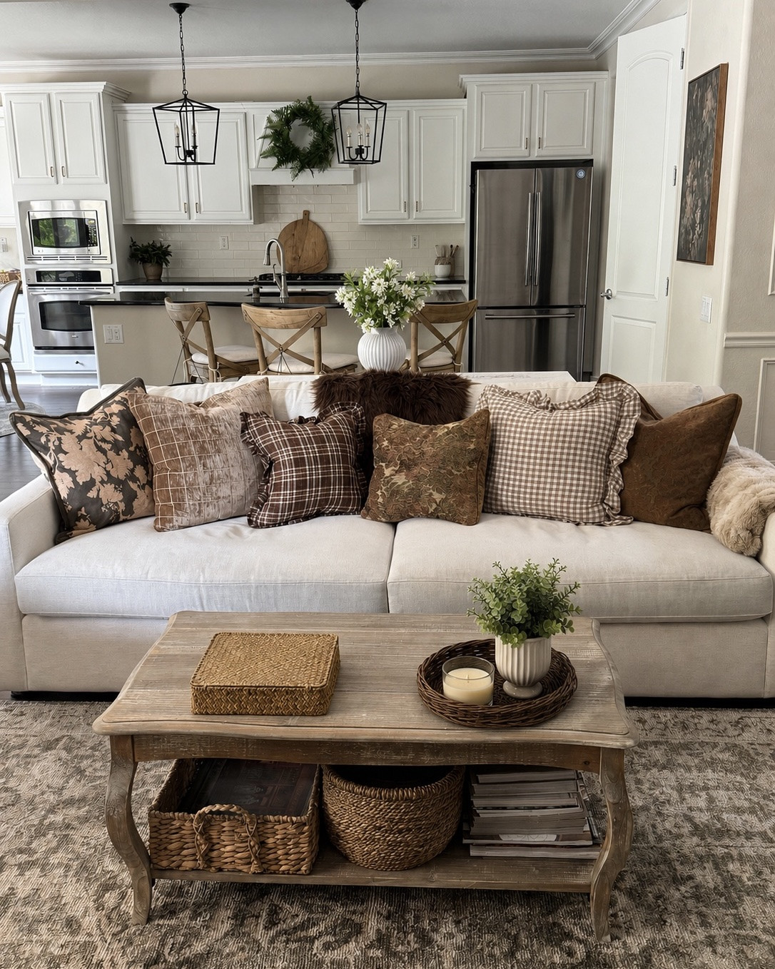 Fall pillow covers 🤎

The floral one on the far left is out of stock at the time I posted this. 

Couch is the Ashby Sofa from Arhaus. 

High & low-end pillow covers 
Budget-friendly fall pillow covers

#LTKHome