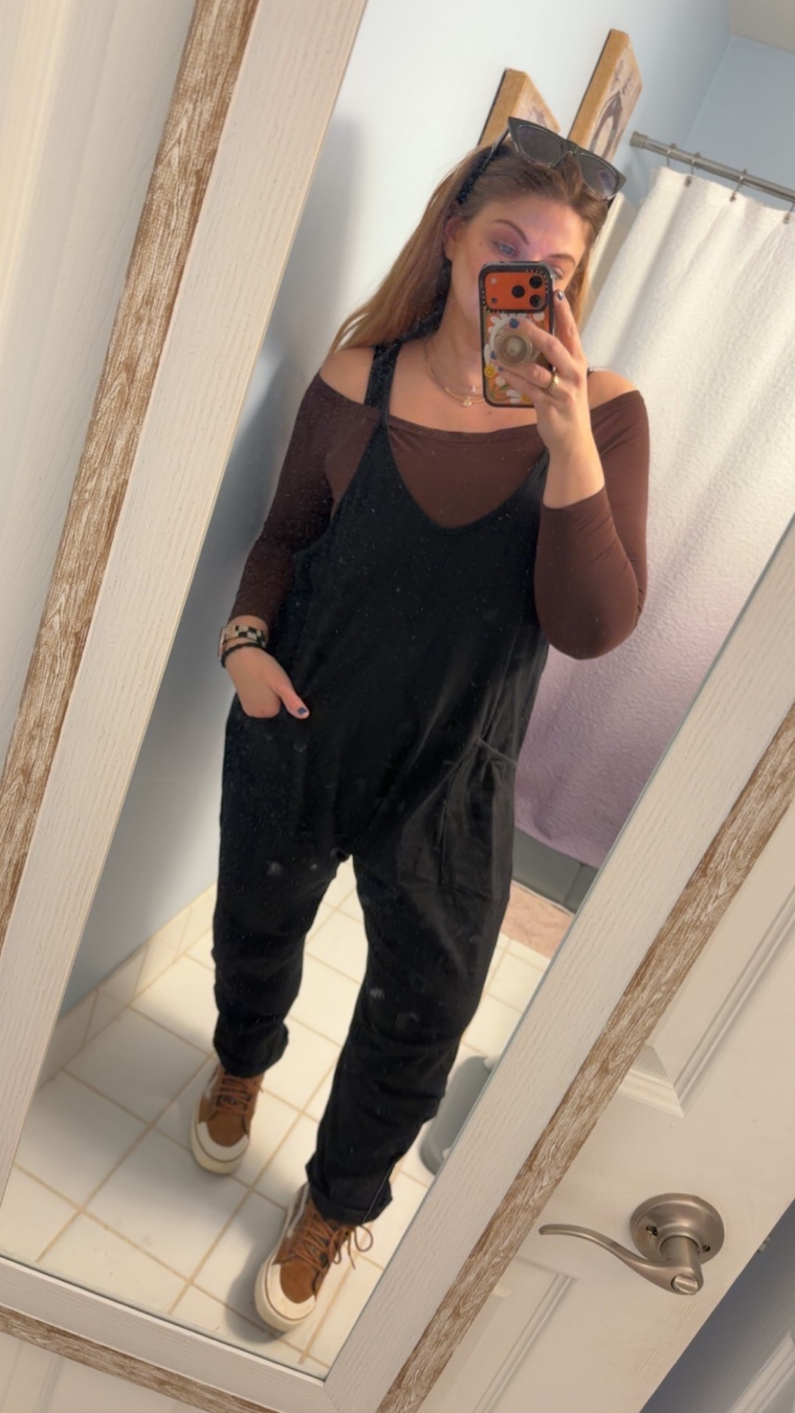 Comfy day look 

#LTKootd #LTKMidsize #LTKdayinmylife