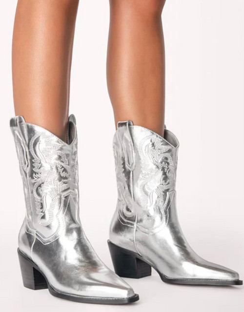 DAHINI SILVER | The Stag