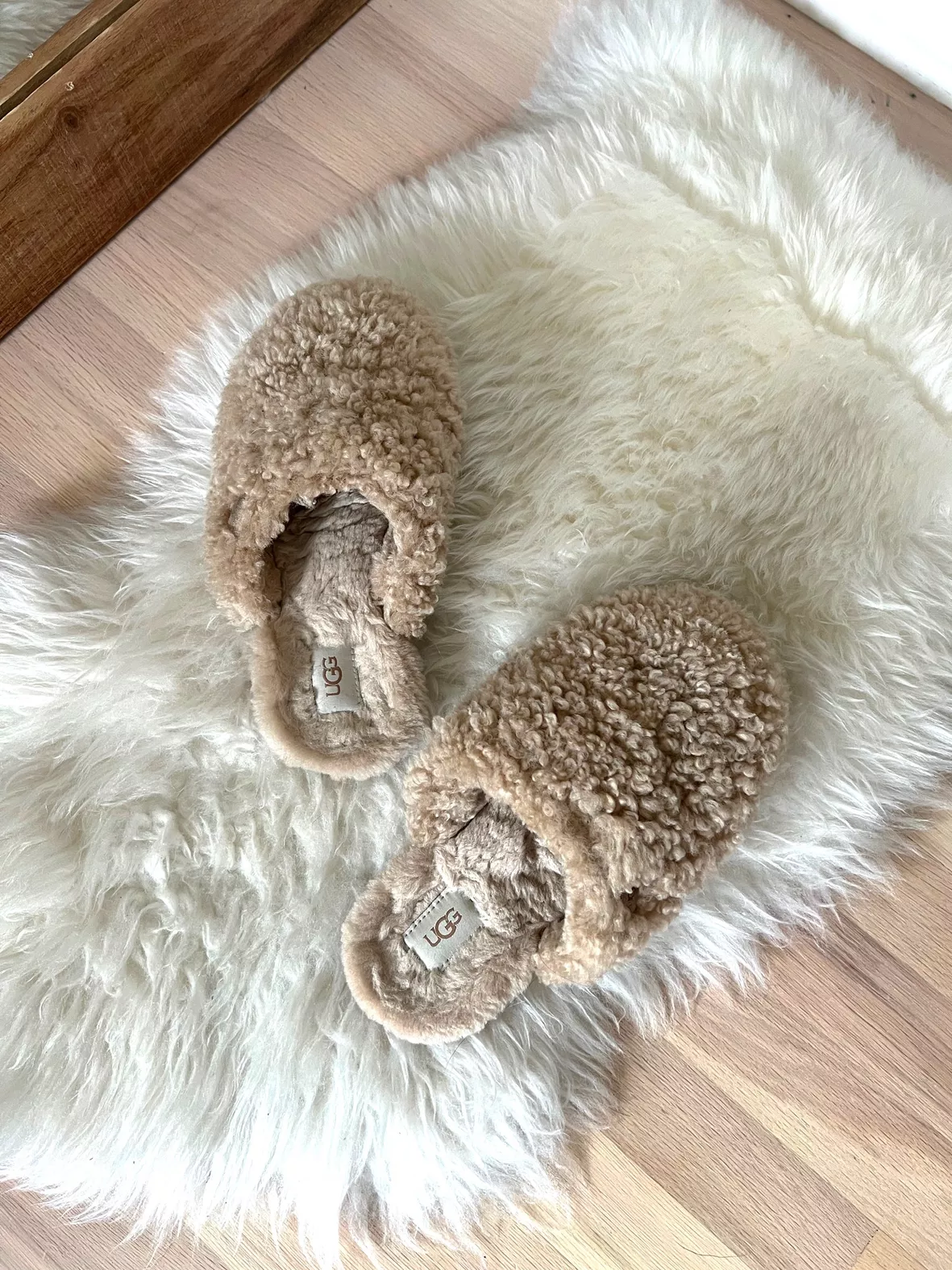 UGG Women's Maxi Curly Slide … curated on LTK UGG Women's Maxi Curly Slide … curated on LTK