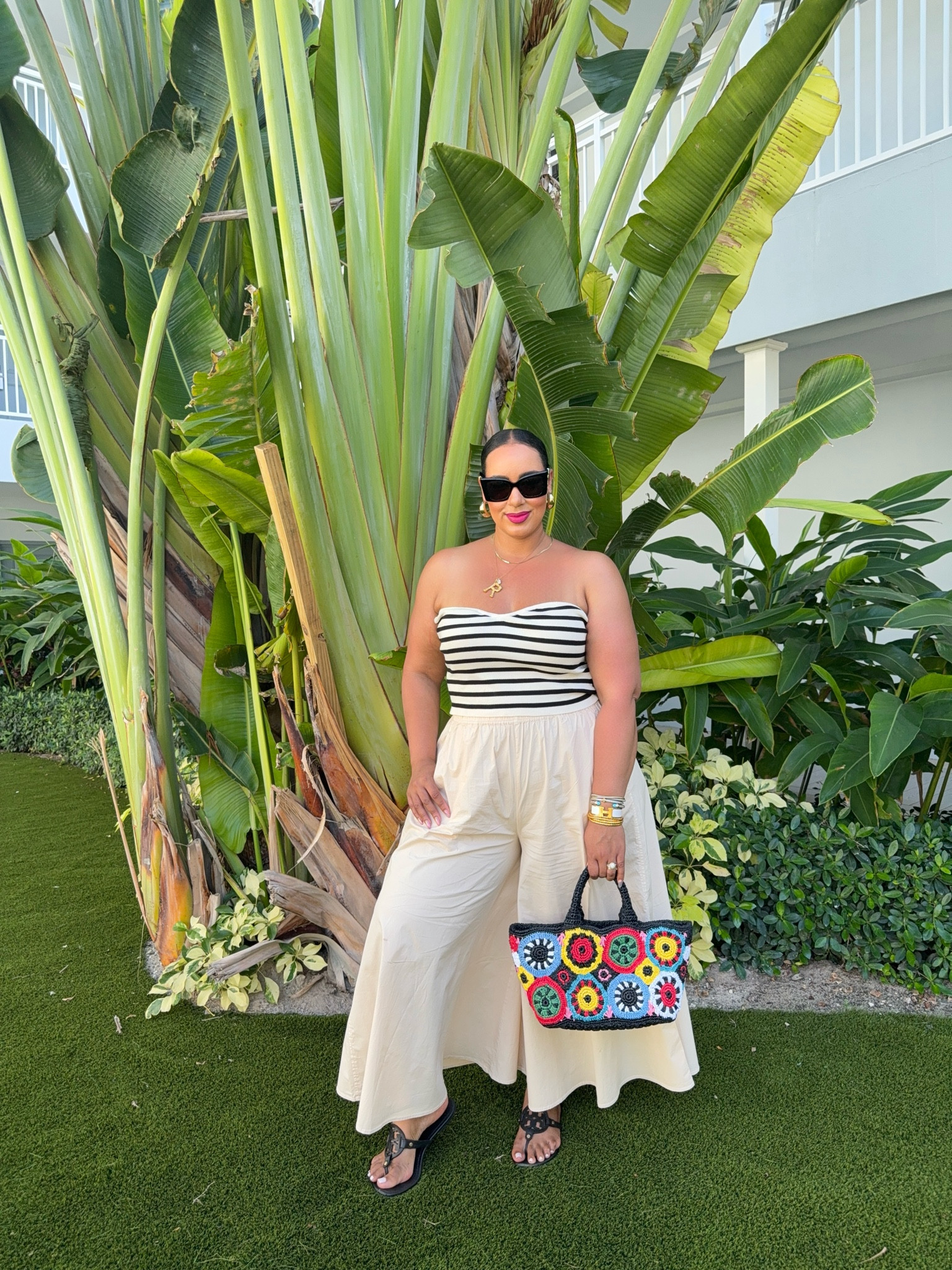 Looove these pants from anthropologie. Im wearing the xl and they are very oversized. Can definitely size down 