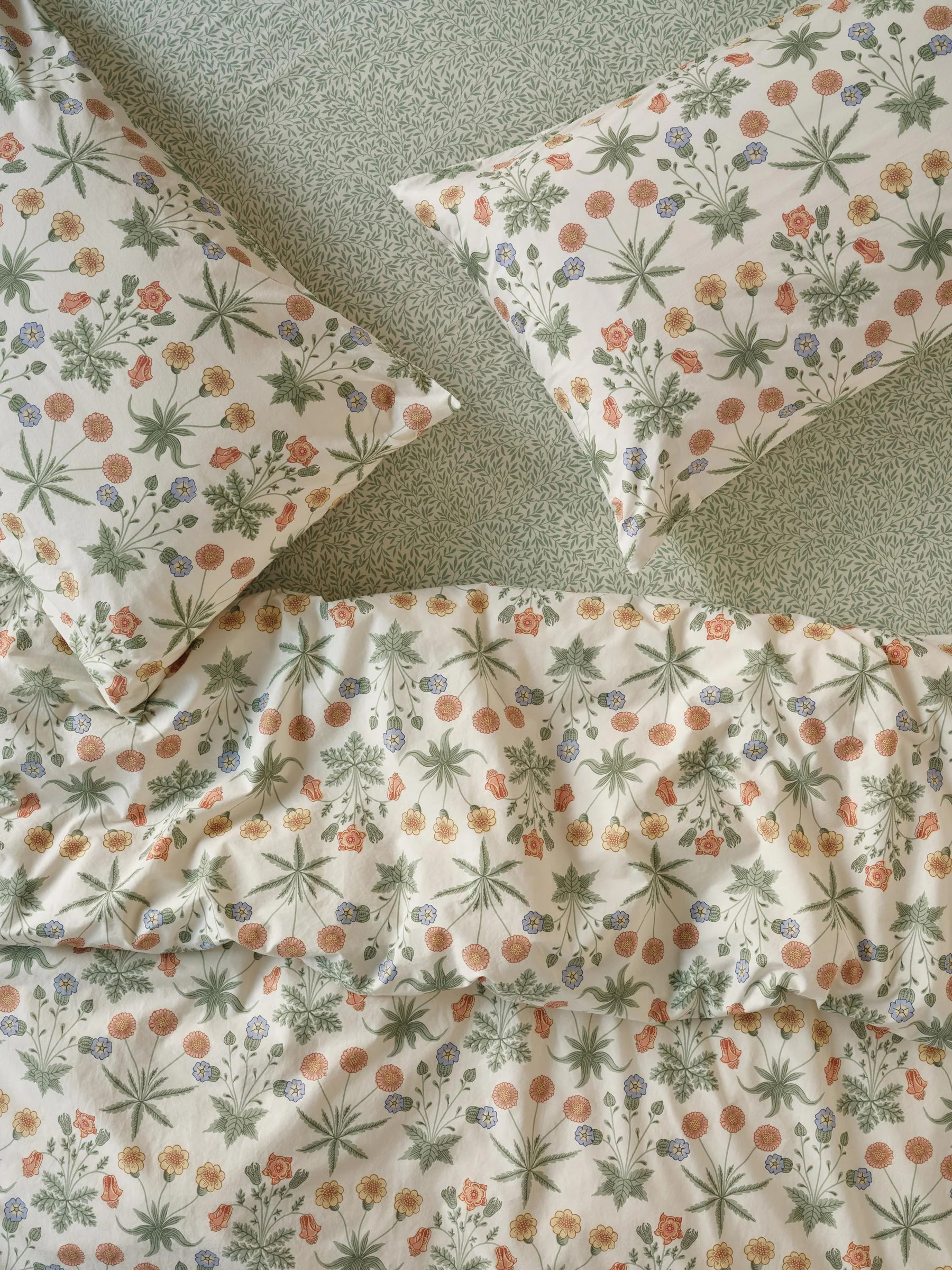 Sage & Mindful Cream Daisy Cotton Duvet Set | Piglet