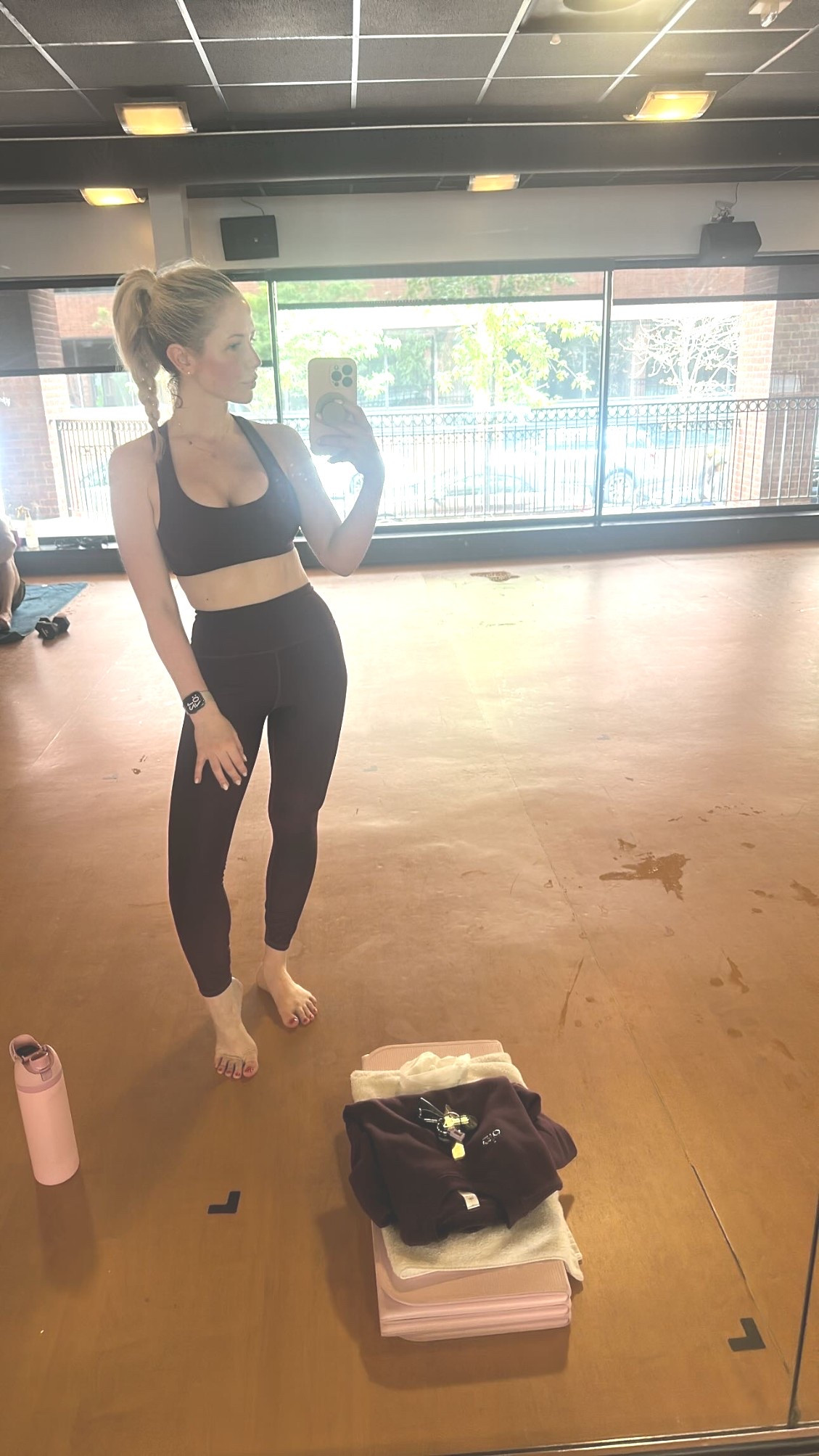 alo got me with the burgundy drop

#LTKPetite #LTKSeasonal