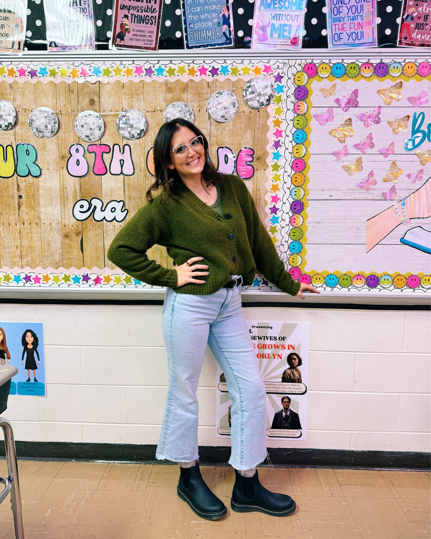 A warm, monochromatic, chic OOTD for a middle school teacher 

Everything I am wearing is so affordable. When I buy basics like these, I do typically splurge, but these feel so much richer than they truly are 😌🙌🏼 

Linking exact and SUPER similar products. 

#goodamericanjeans #casualootd #casualchic #teacherfashion 

#LTKgrwm #LTKootd #LTKWorkwear