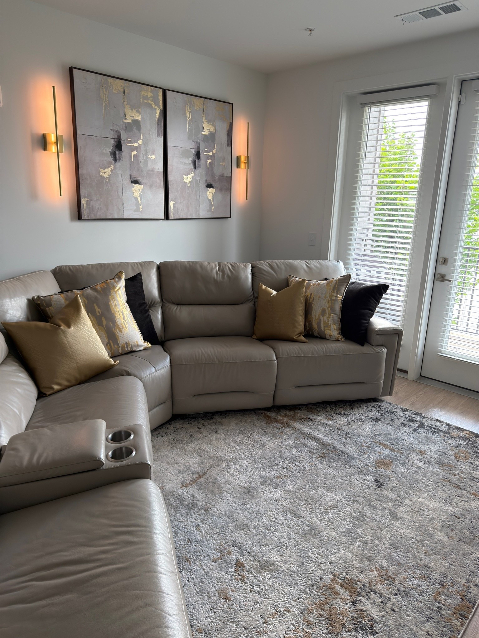 Neutral/Black Home Decor

#LTKHome