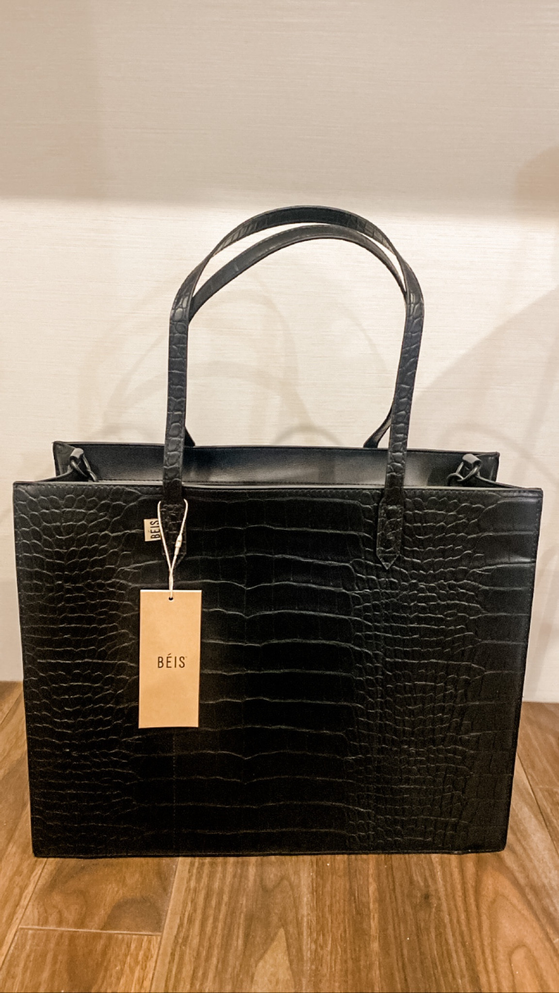 The work tote of your dreams for my office girlies 🤩 

I’ve had this for two years now and could not ask for a better bag! I also get sooo many compliments on it - it’s perfect! #worktote #worktotebag #workbag #traveltote #traveltotebag #beistotebag #beistravelbag 

#LTKstyletip #LTKitbag #LTKtravel

#LTKWorkwear #LTKItBag #LTKTravel