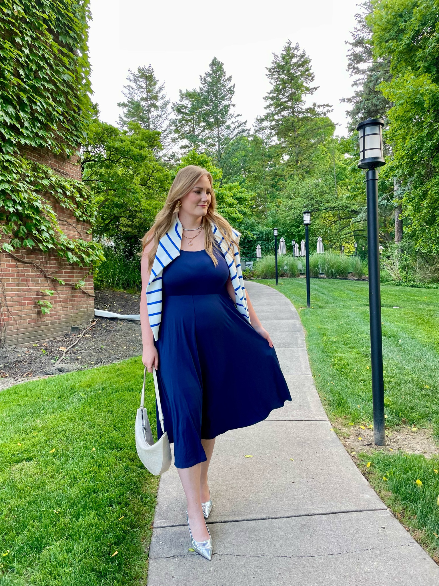 Perfect summer dress and it comes in lots of colors and has pockets! It’s also under $50! 

#LTKFindsUnder50 #LTKSummerSales #LTKWorkwear