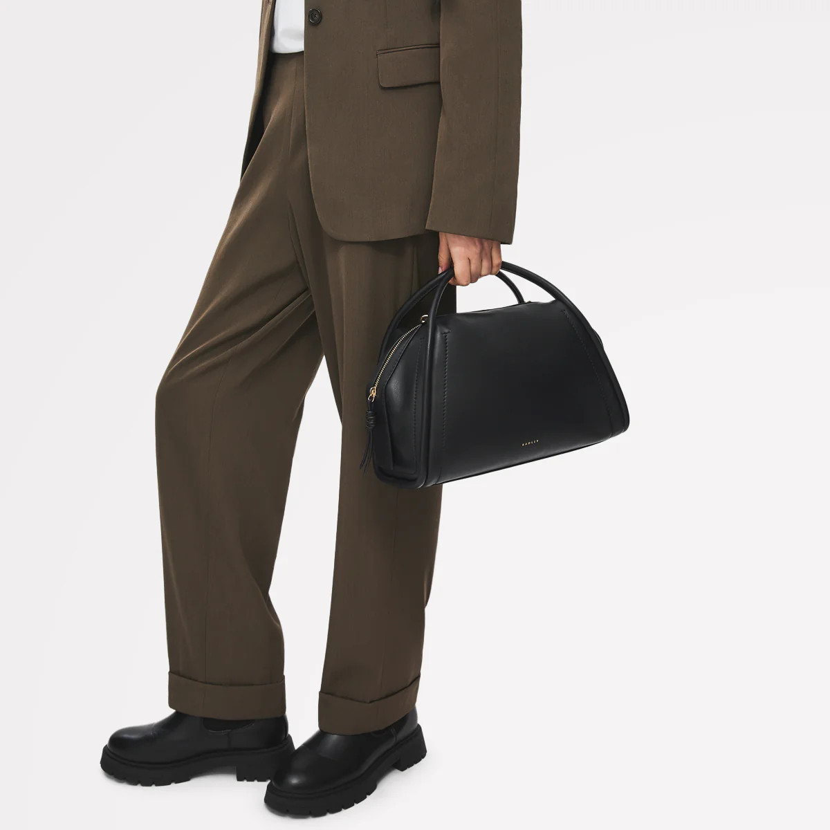 The Golborne Medium Ziptop Grab Black - 113117 | Radley