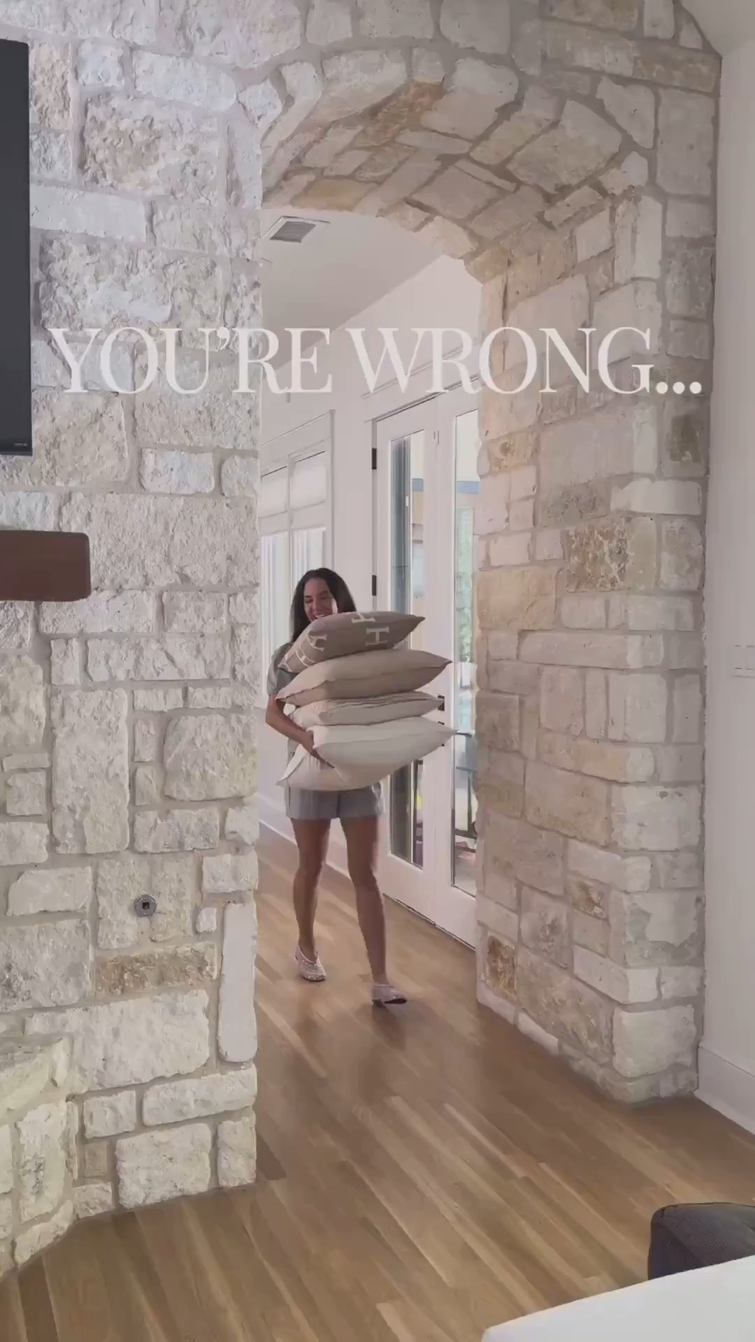 ✨ Items that make my home look luxury — without the price tag.
It’s all in the textures and tones: layered rugs, tailored pillows, and those subtle details that instantly elevate any space. All Amazon, all timeless.

#AmazonHome #AmazonFinds #AmazonFavorites #AffordableLuxury #HomeDecor #NeutralHome #AmazonMostLoved #HomeInspo #CozyHomeDecor #InteriorStyle #LTKDecor #LTKStyleTip #LTKFindsUnder50 

#LTKHome #LTKBeauty #LTKSeasonal