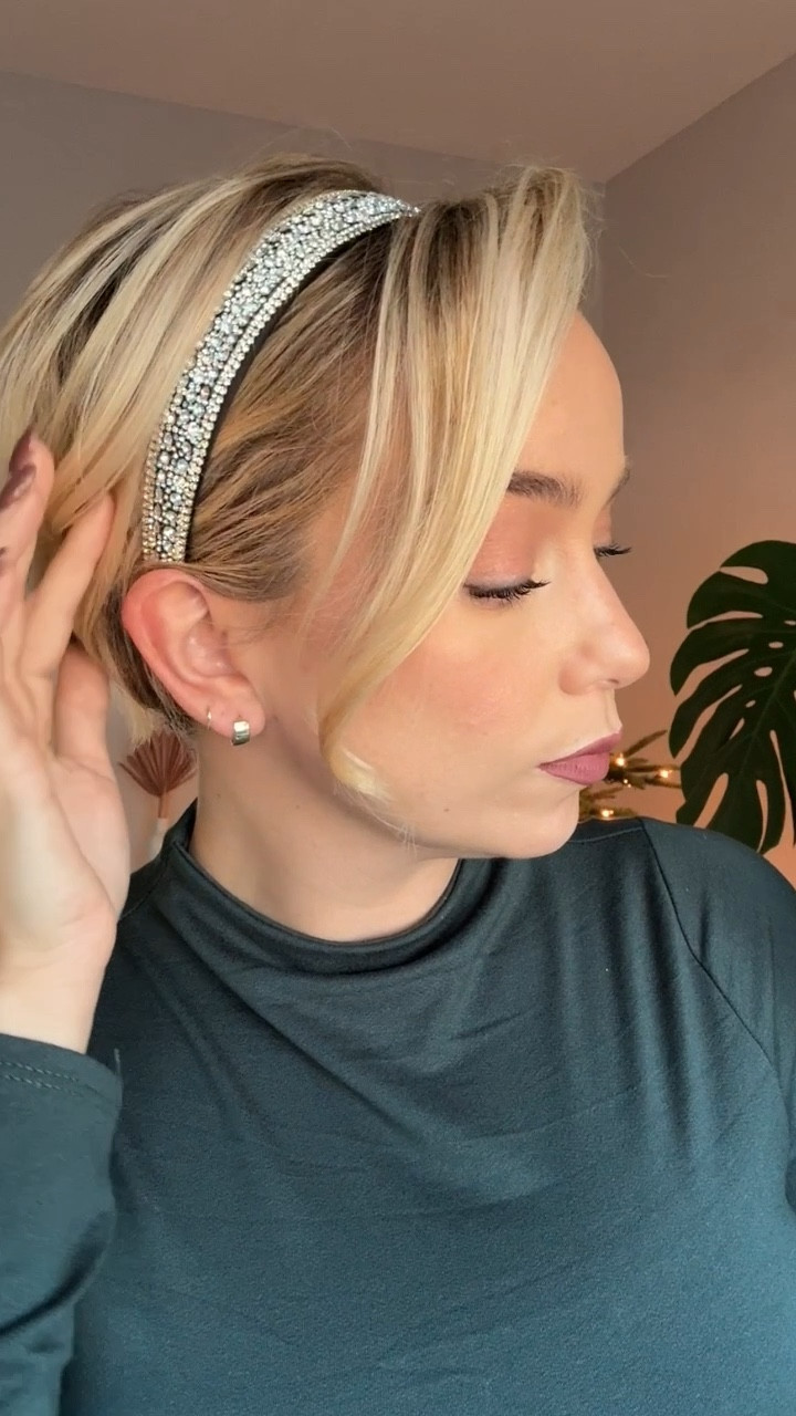 Holiday headbands all for $10 and under! 

#LTKbeauty #LTKfindsunder50 #LTKHoliday