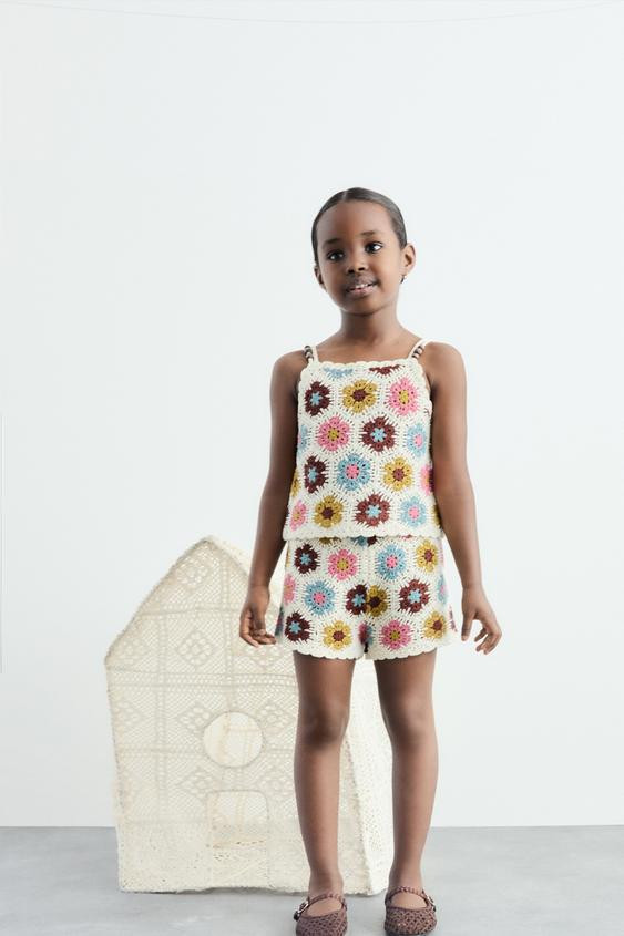 LOOK2 items Crochet knit top with floral print, straight neck, and straps with beaded appliqué.C... | Zara US