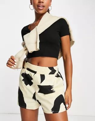 Monki relaxed shorts with elasticized waist in abstract print  | ASOS | ASOS (Global)