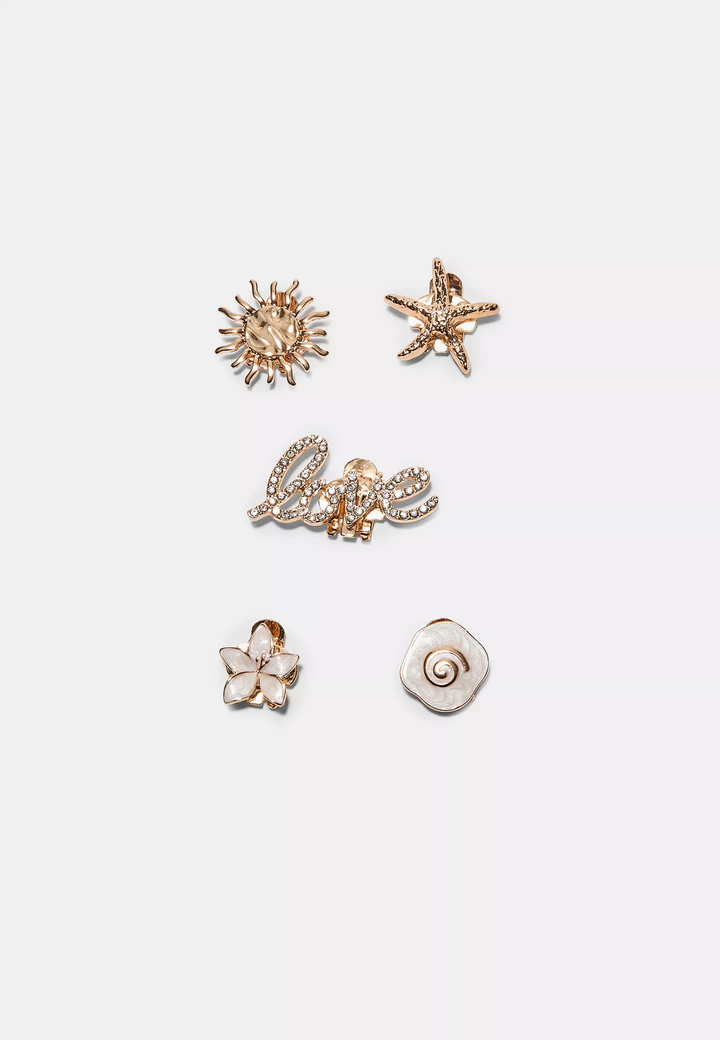 Show Pins | Stradivarius (UK)