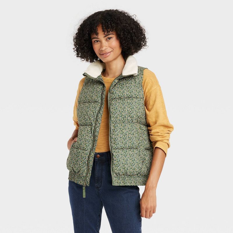 Women&#39;s Puffer Vest - Universal Thread&#8482; Green Floral M | Target