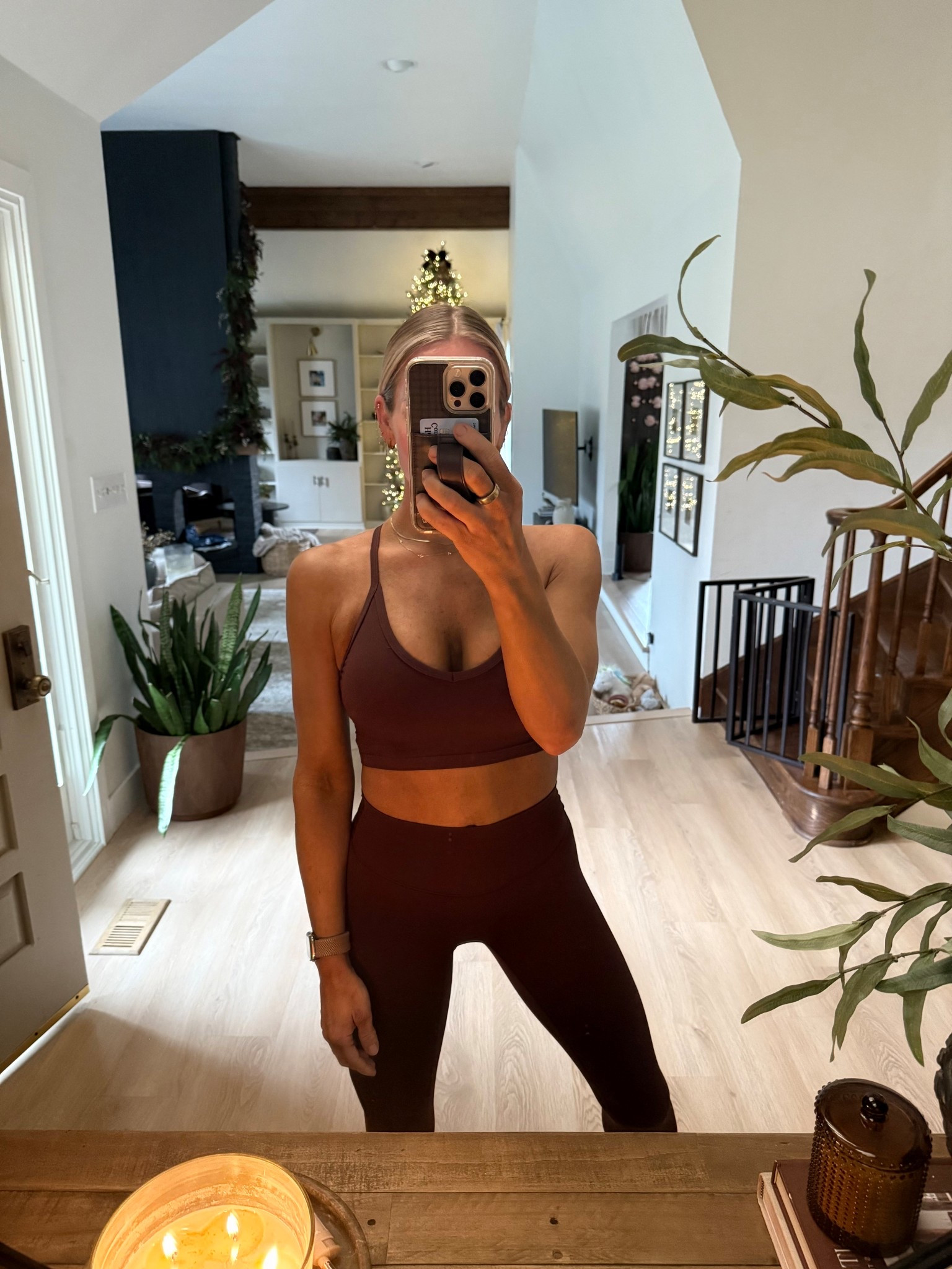 Another day another set 🤎

Bra: small 
Leggings: XS 