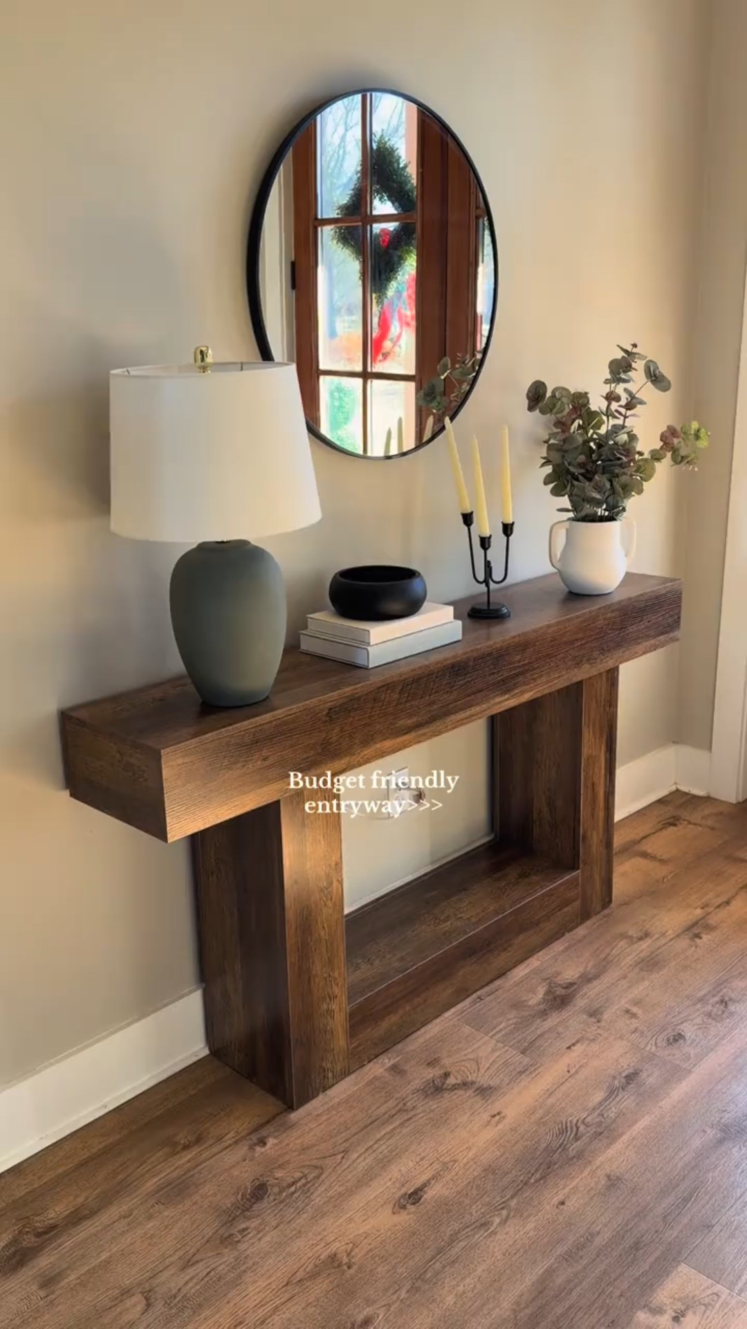 Budget friendly entryway table and decor 

#LTKHome