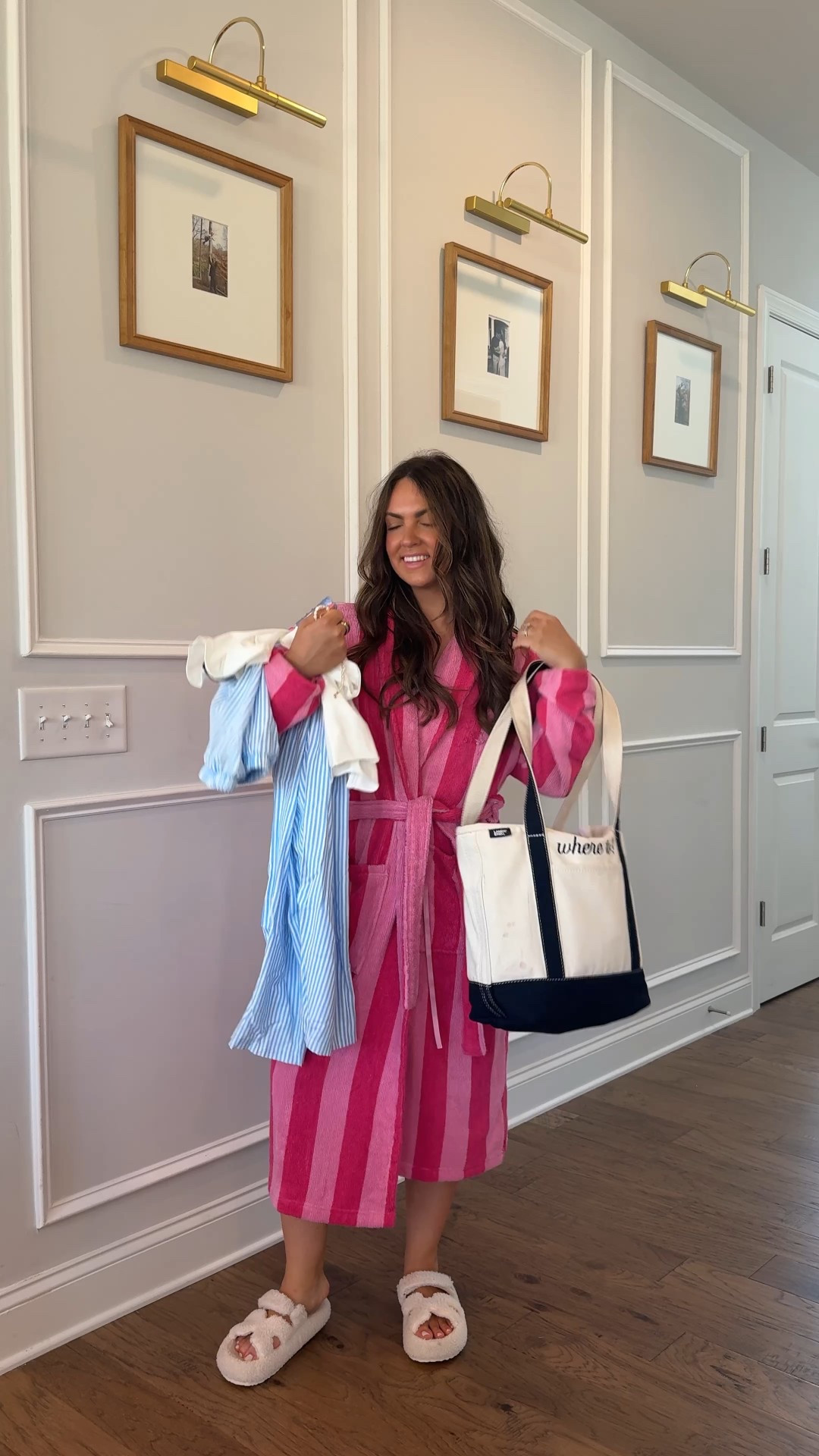 Casual summer outfit inspo! Wearing a medium in the pants and top!