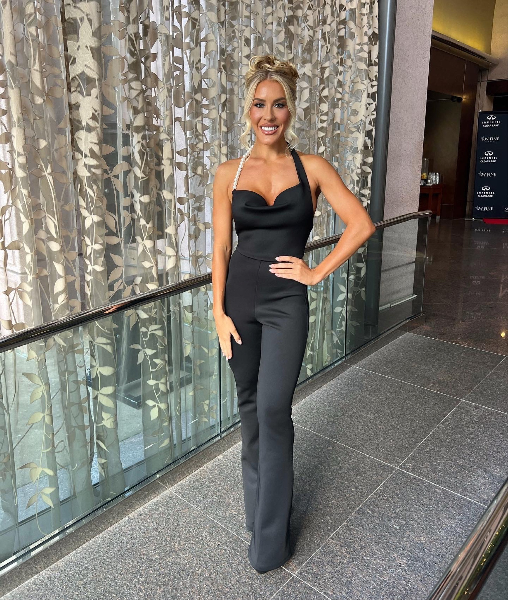 🖤🤍

#LTKstyletip #LTKworkwear #LTKparties