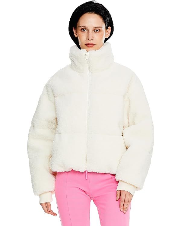 Orolay Women's Fuzzy Fleece Jacket Fluffy Shaggy Jacket Winter Warm Coat Zip Up Cropped Outwear | Amazon (US)
