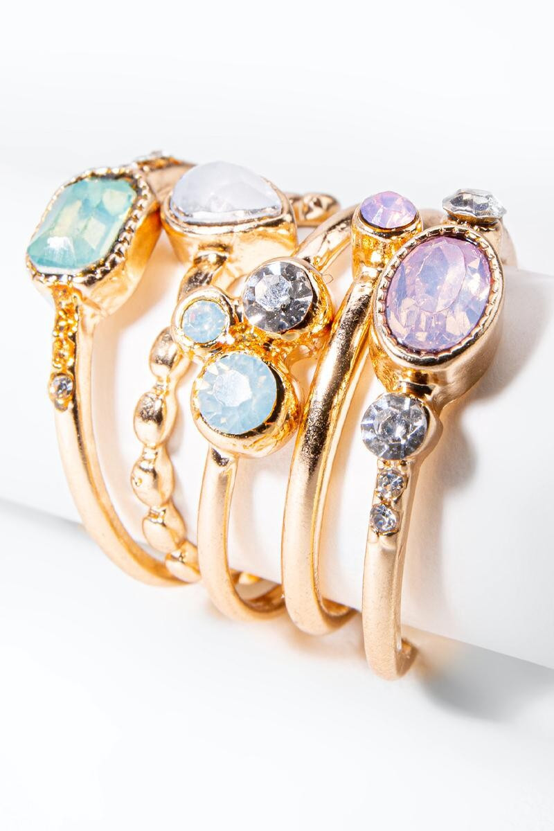 Ally Pastel Focal Ring Set | Francesca’s Collections