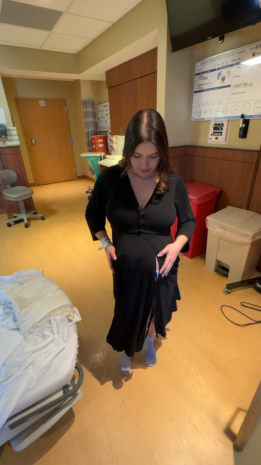 My labor gown

#LTKBump