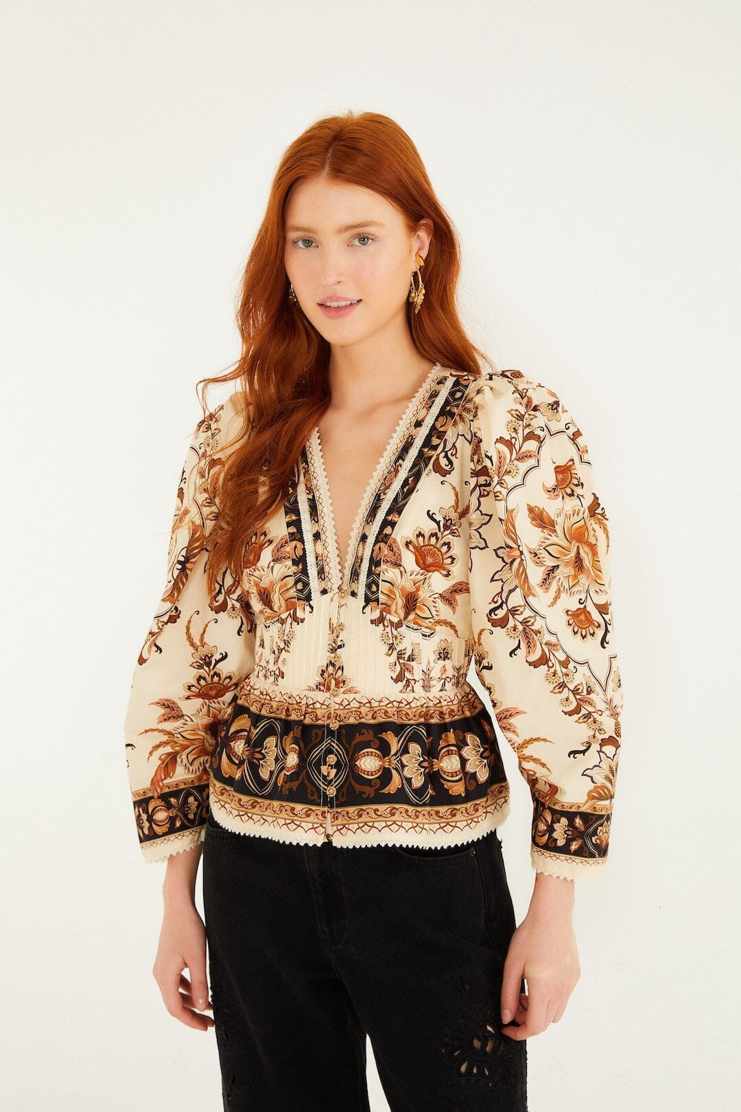 Sand Majestic Garden Lace Puff Sleeve Organic Cotton Blouse | FARM Rio | FarmRio (US)