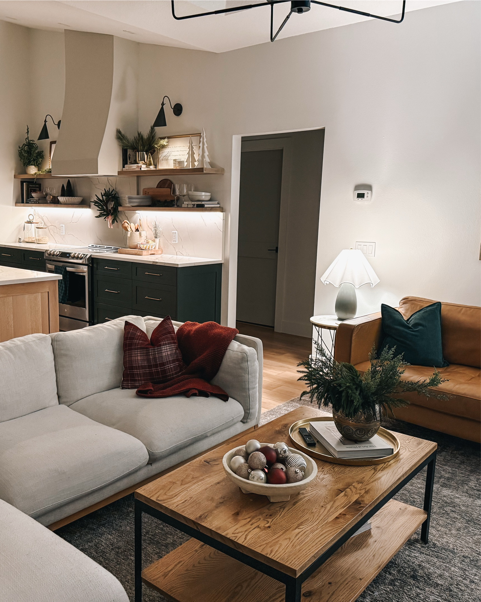 Christmas time #holiday 

#LTKHoliday #LTKCyberWeek #LTKHome