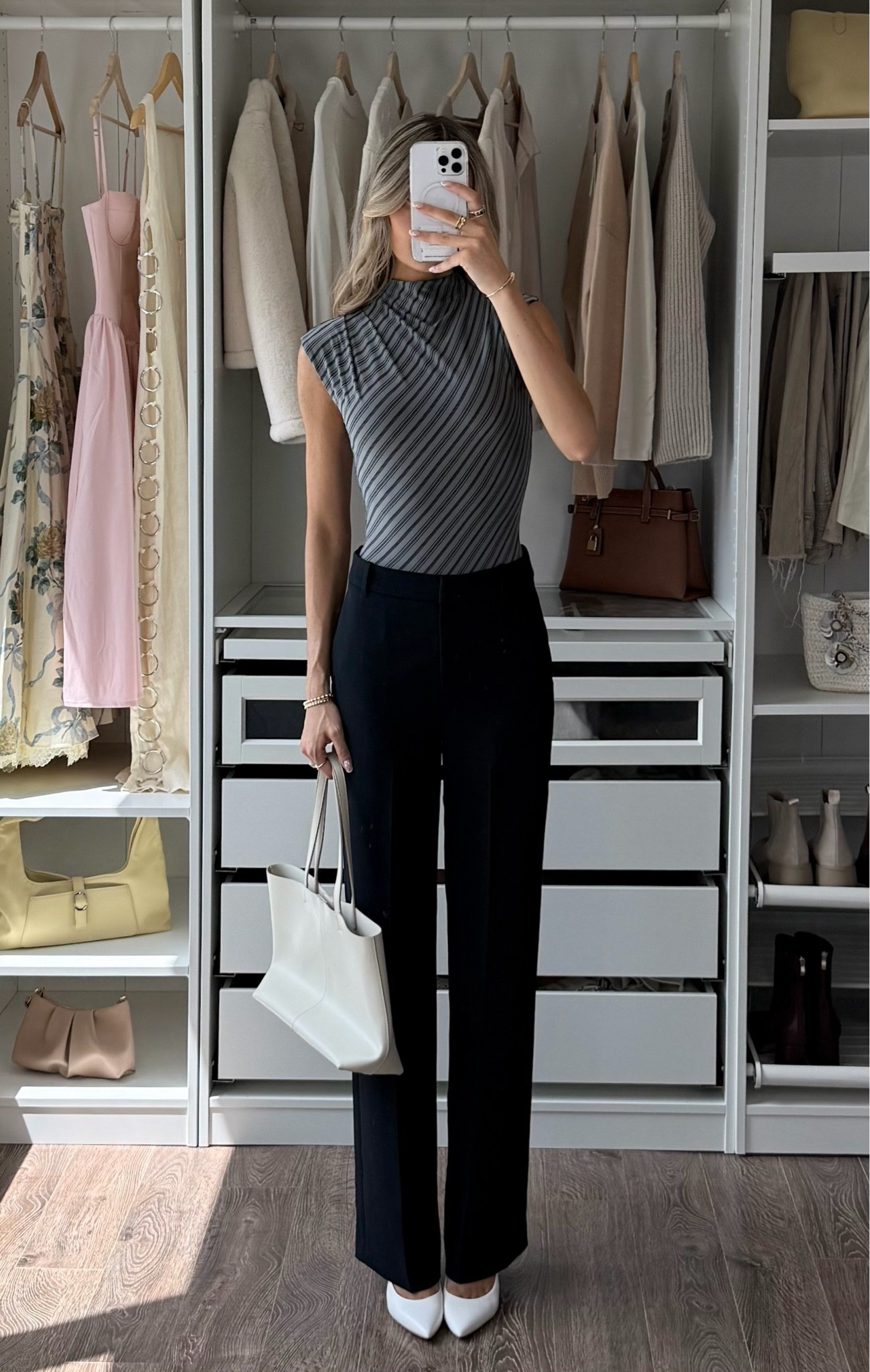 @Aritzia corporate business casual outfit

#LTKWorkwear