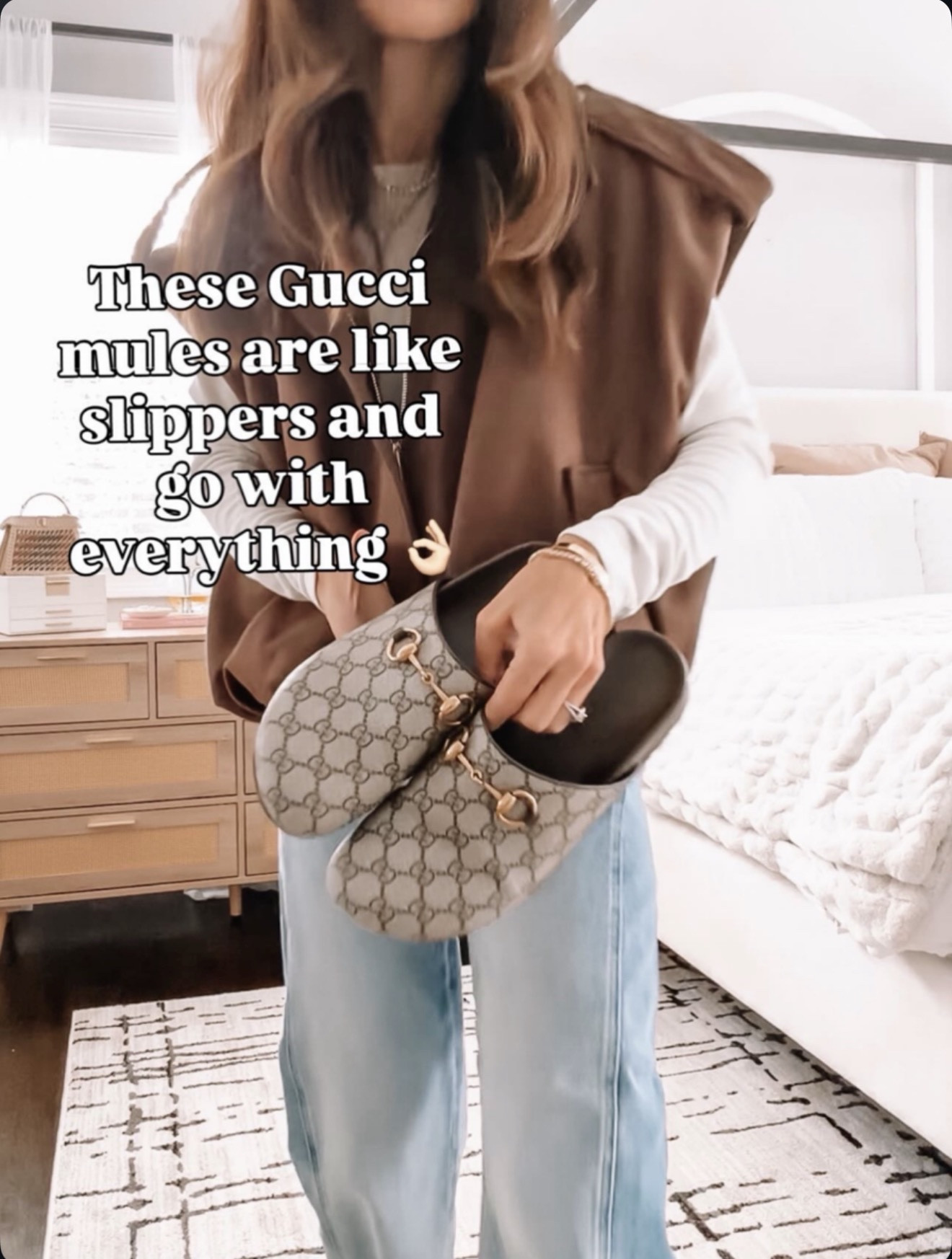 These mules feel like slippers but look luxe — my go-to shoes lately ✨ 🔗⬇️run tts 

#LTKSeasonal #LTKOver40 #LTKootd