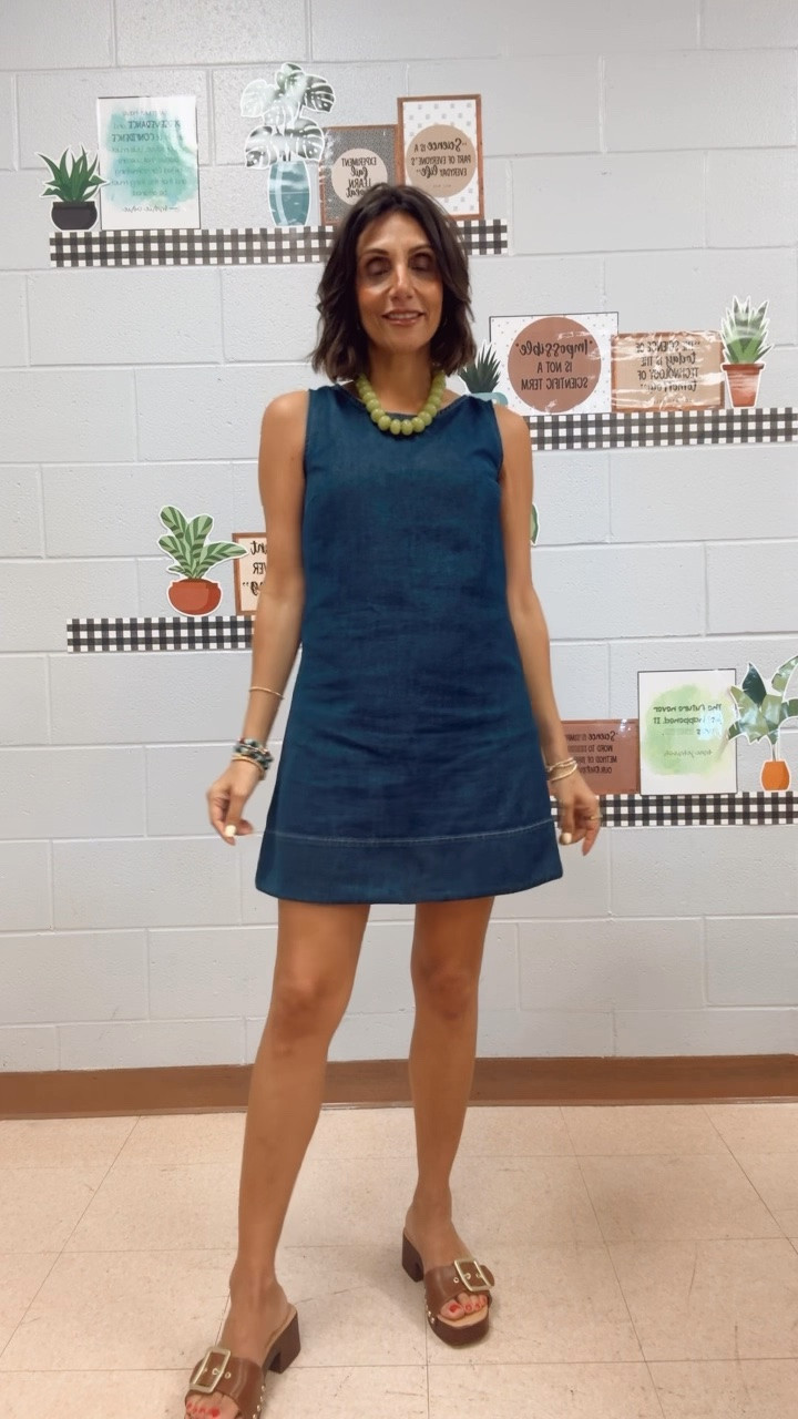 Gap factory dress on sale 
Wearing small

#LTKdayinmylife #LTKOver40