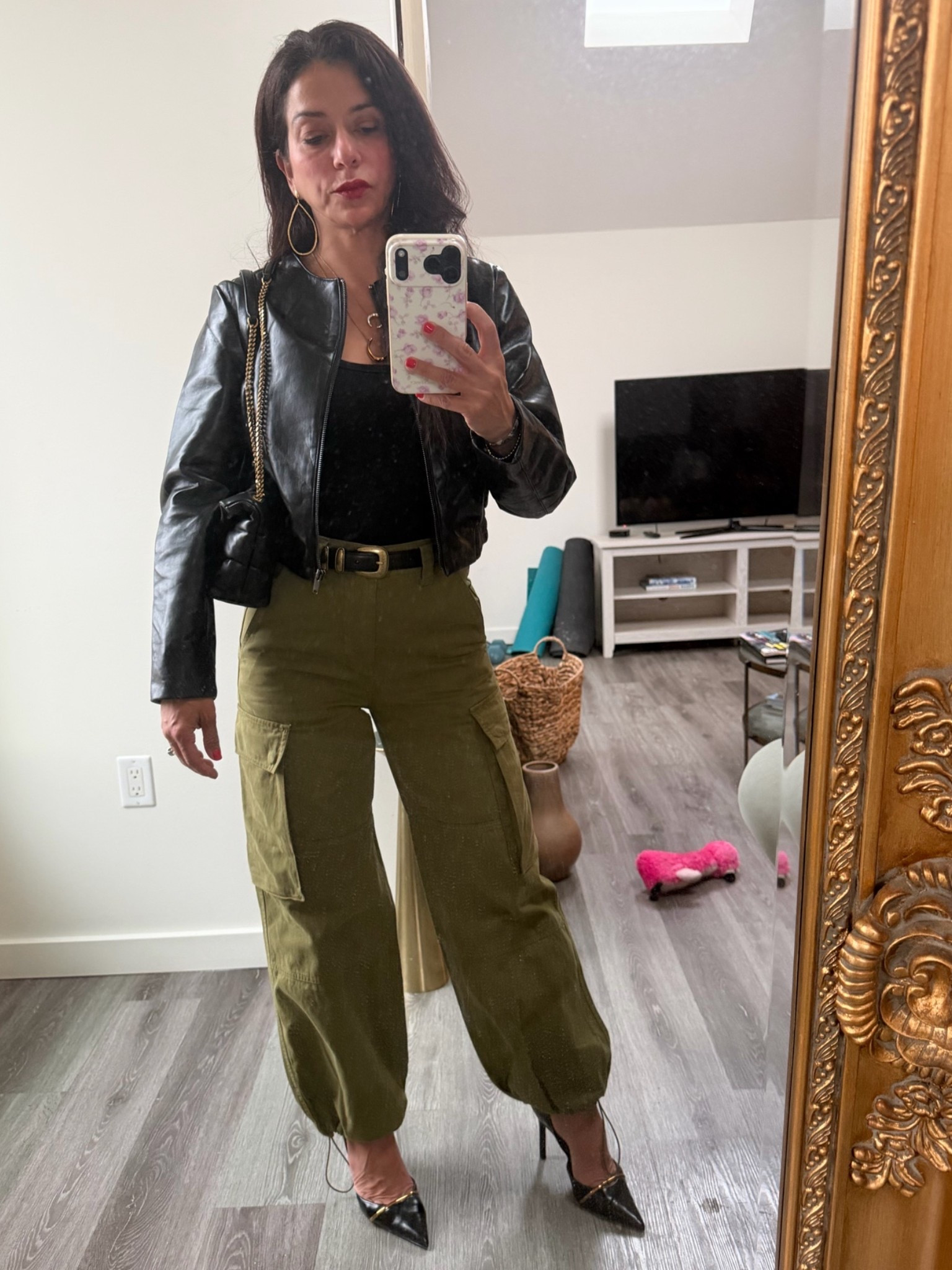 A fall casual chic outfit that I felt great in💕 The pants and bomber will become your everyday uniform😍

#LTKootd #LTKdayinmylife #LTKSeasonal