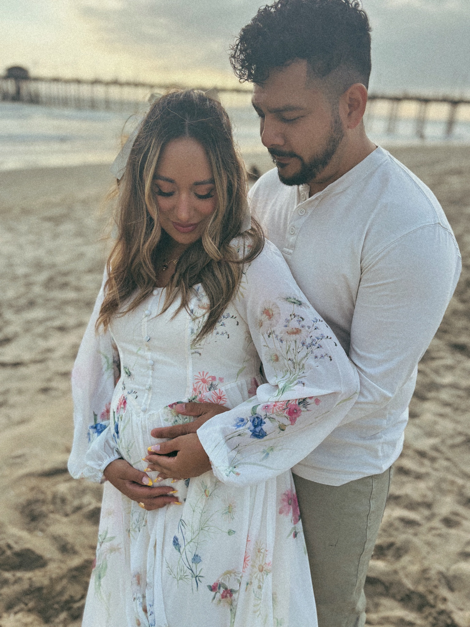 perfect gender reveal or baby shower dress! pink & blue flowers. flowy and feminine. also so affordable! 

#LTKStyleTip #LTKBeauty #LTKBump