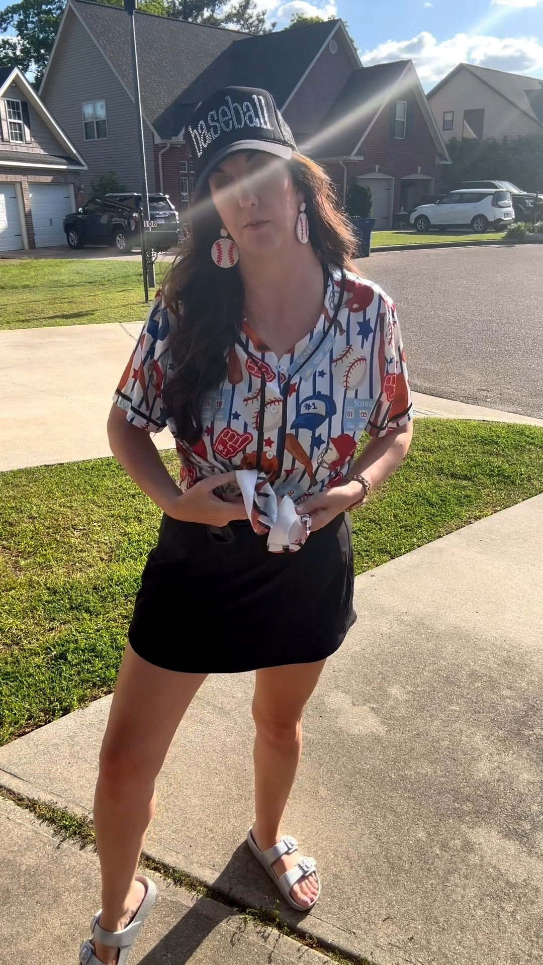 Baseball mom outfit of the game! 
Everything linked in my LTK!
#sportsmom #baseballmom #baseballseason #gamedayoutfit #travelballmom 

#LTKmomlife #LTKgrwm #LTKootd