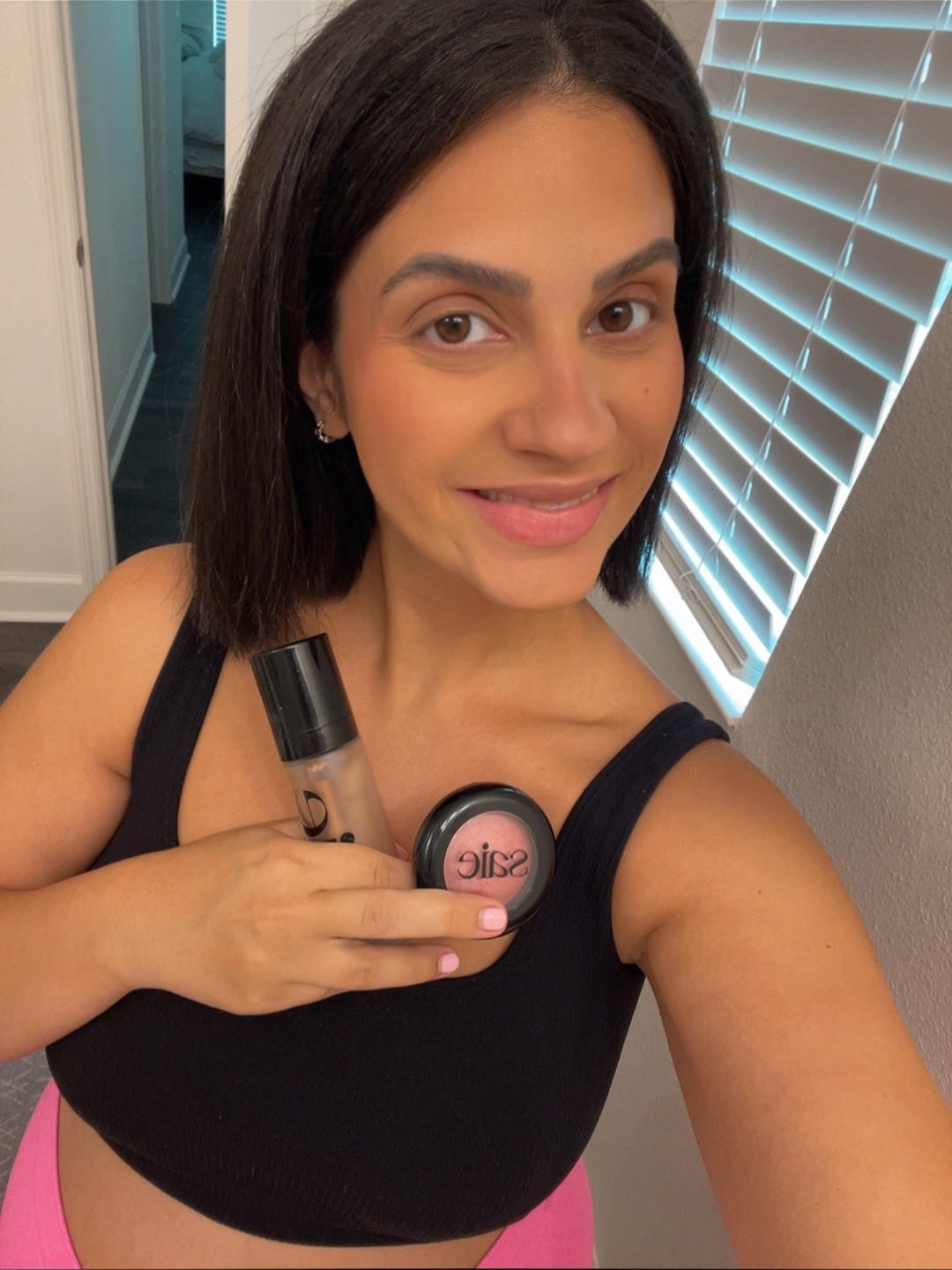The glow? Natural. The blush? Effortless.
Wearing Saie Sunglow + the perfect warm flush in Mia.
✨ Clean girl vibes, always.
#SaieBeauty #CleanMakeup #NoMakeupMakeup #LTKFinds #GlowySkin


#LTKSeasonal #LTKBeauty #LTKFindsUnder50
