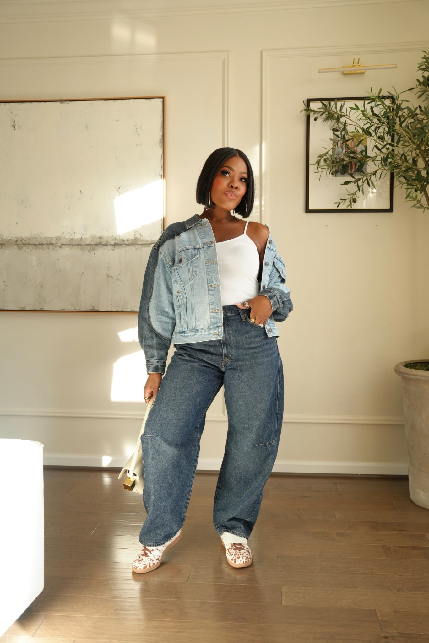 It’s about to be denim season aka spring :) this was one of my favorite elevated casual look last year 