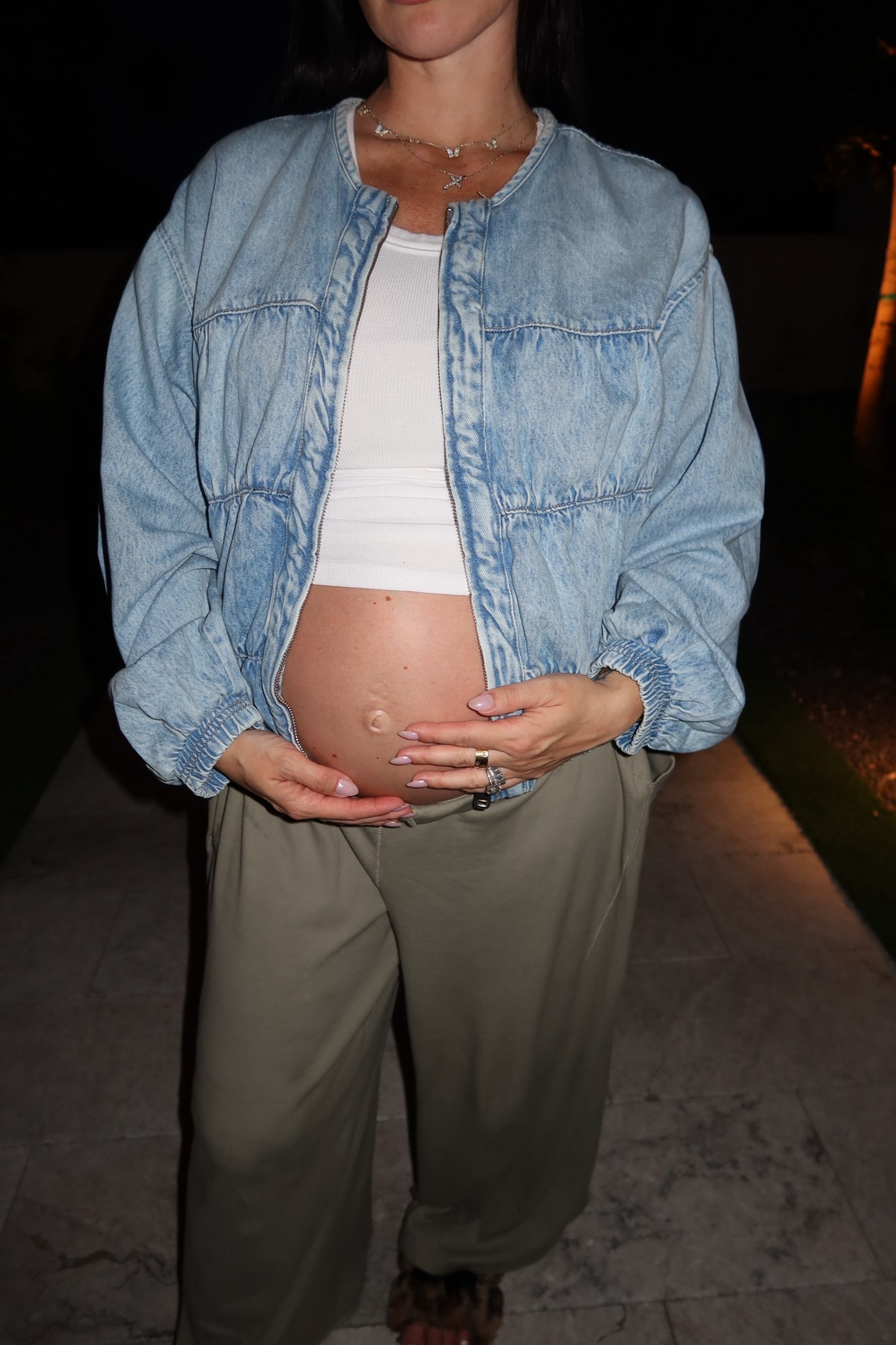 Obsessed with this denim jacket for the fall! 






Free People, Free People Style, Fashionn

#LTKItBag #LTKStyleTip