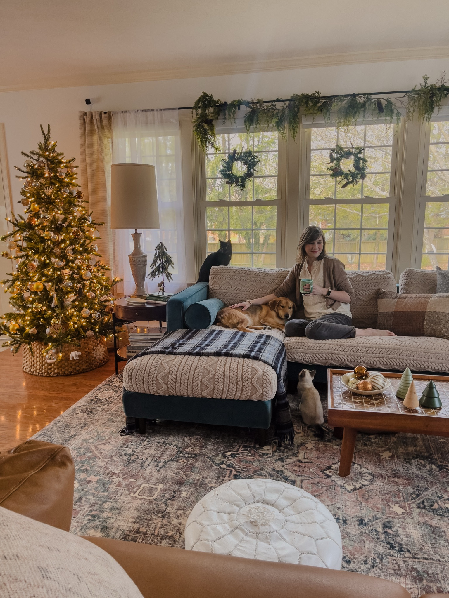 We’re in full-on Christmas mode over here! Get the look with these holiday accents and everyday décor pieces ⭐️

#LTKHome #LTKHoliday #LTKSeasonal