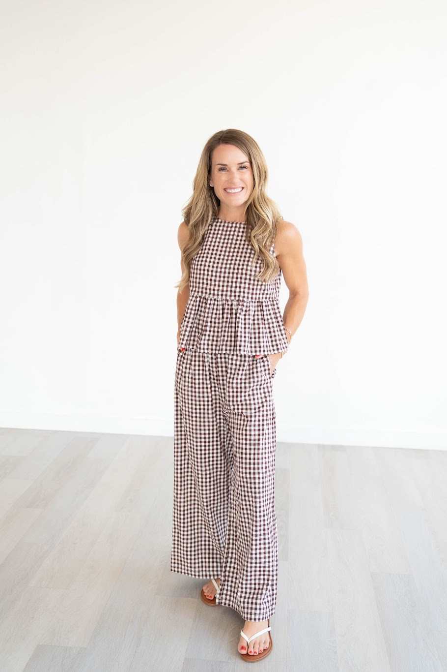 Cute matching sets

Amazon fashion Amazon Finds gingham set matching sets summer outfit mom style mom outfit trendy fashion

#LTKmomlife #LTKgrwm #LTKootd