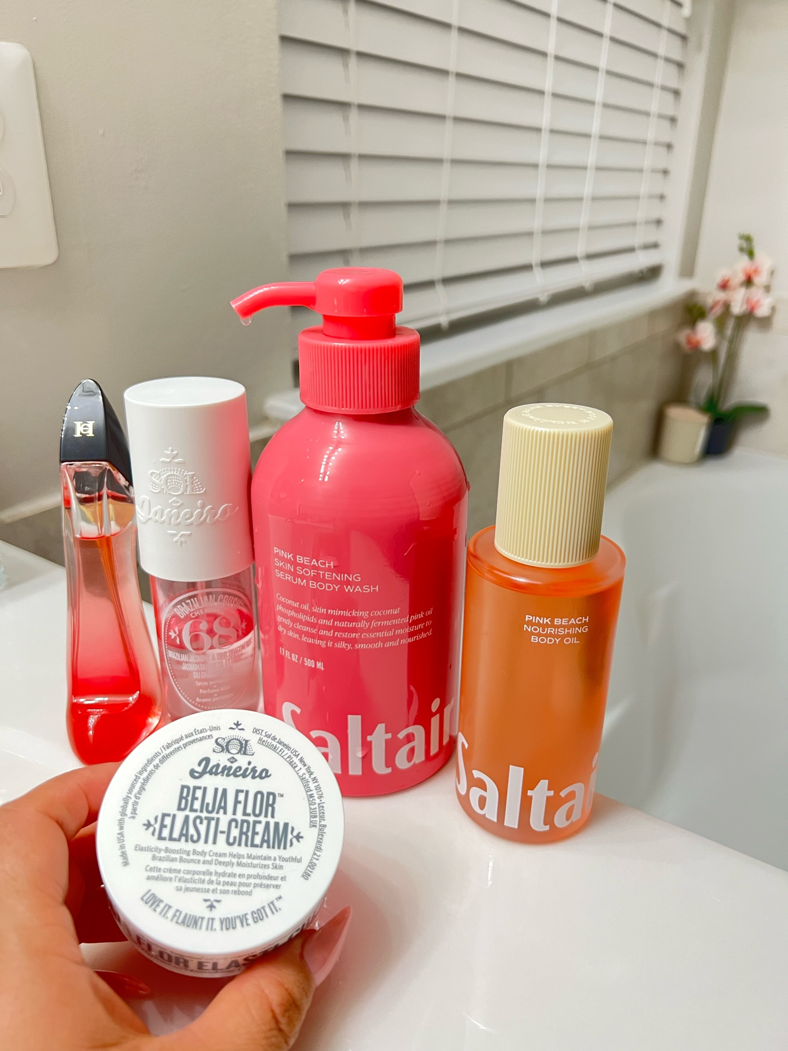 This combination is like a summer night breeze 😮‍💨

#LTKSeasonal #LTKFind #LTKbeauty