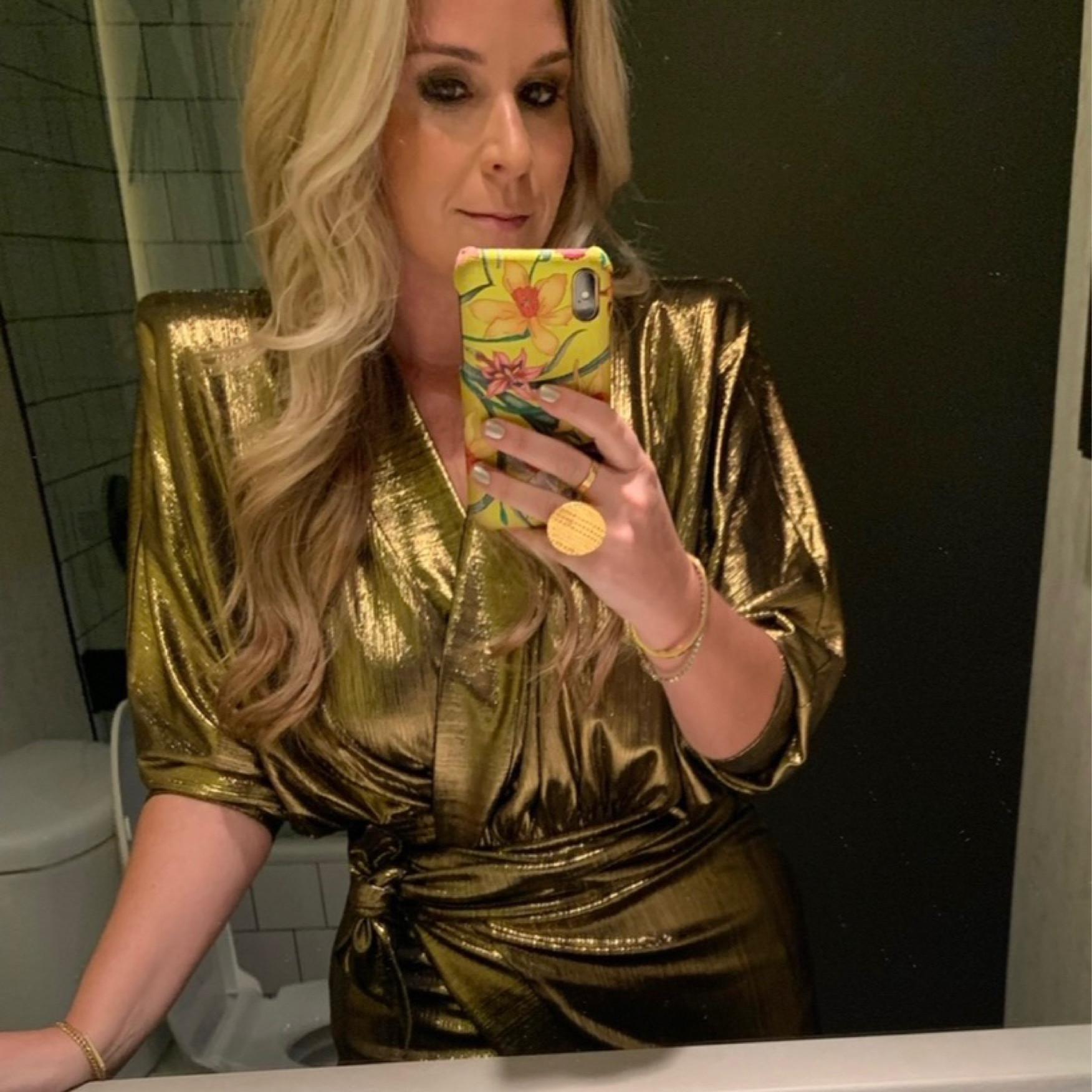 Possibly one of my favorite dresses I own, gold moment! Mid-length and extremely flattering  

#LTKSeasonal #LTKwedding #LTKstyletip