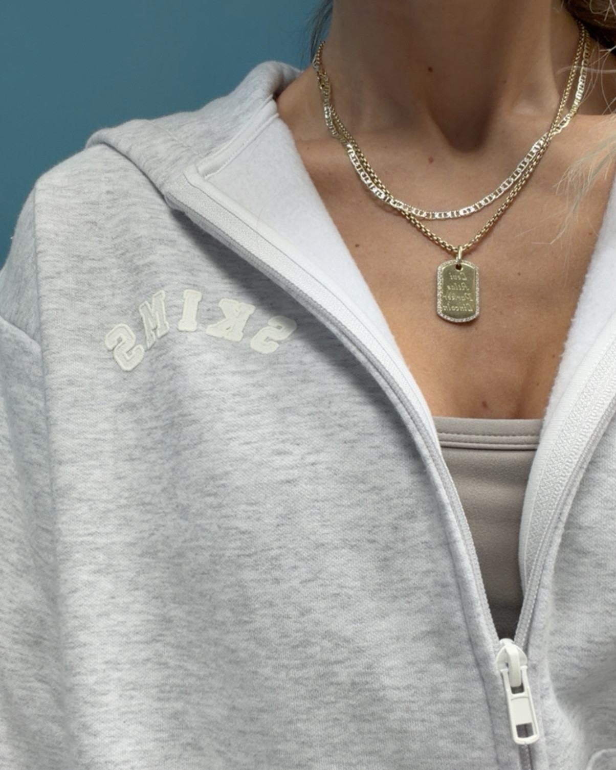 The PERFECT regular-fit, cozy zip up! I love the subtle skims logo branding! 

They have a bunch of colors all linked! 