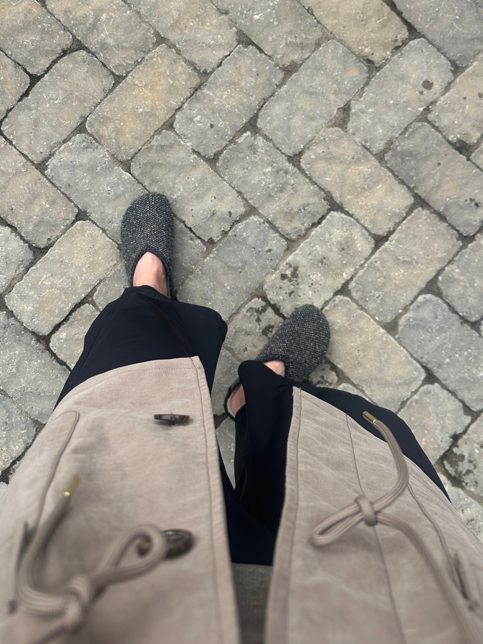 Staying comfy while hanging outdoor spiders for the spooky weekend 🕷️

#LTKShoeCrush #LTKTravel #LTKHalloween