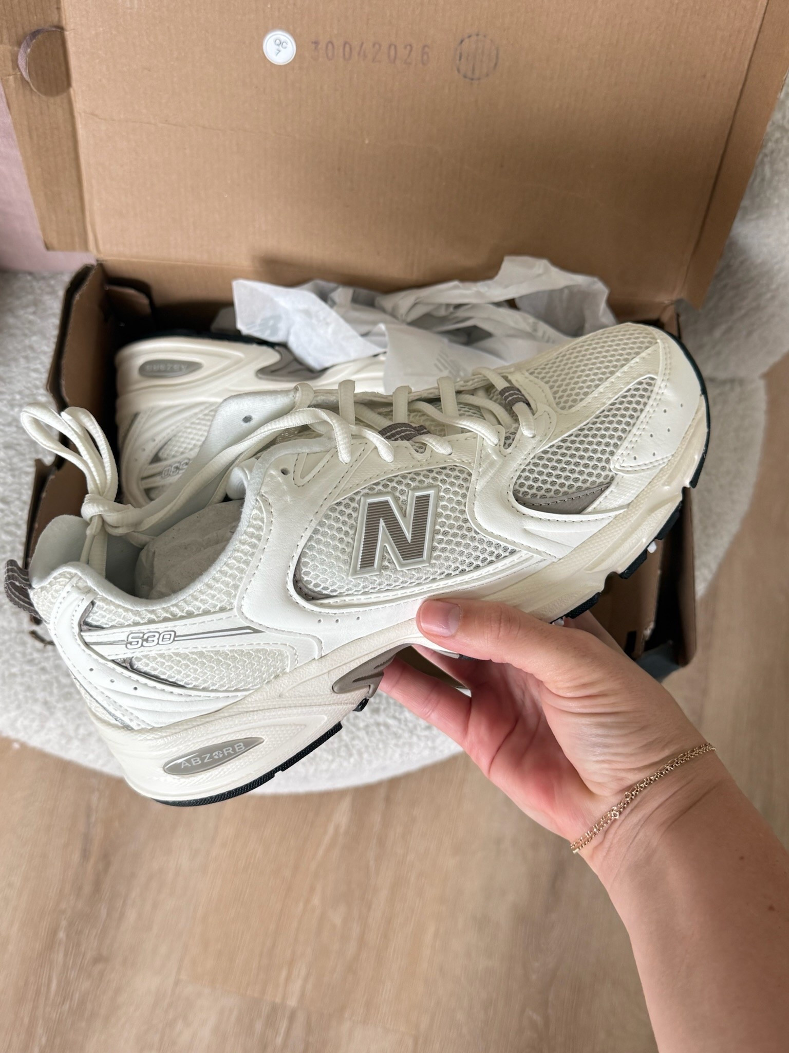 Trending sneaker alert! 
#momshoes #NewBalance #NewBalanceSneakers #NewBalanceWomen #WomensSneakers #SneakerStyle #SneakerFashion #SneakerOutfit #EverydaySneakers #CasualStyle #CasualOutfit #ComfyStyle #ComfortAndStyle #AthleisureStyle #EverydayStyle #MomStyle #MidsizeStyle #MidsizeFashion #MidsizeMom #MomFashion #MomOutfits #FallFashion #StyleInspo #OutfitInspiration  #ShopMyLook

#LTKmomlife #LTKfitnessgoals #LTKselfcare