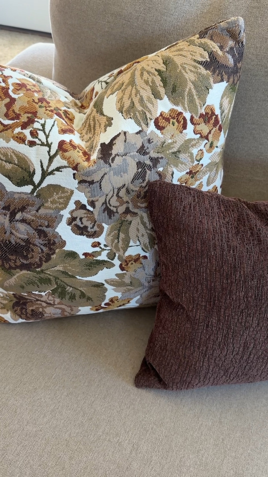 Fall pillow cover; tapestry pillow; pillow combos; throw pillow; living room

#LTKHome #LTKSeasonal