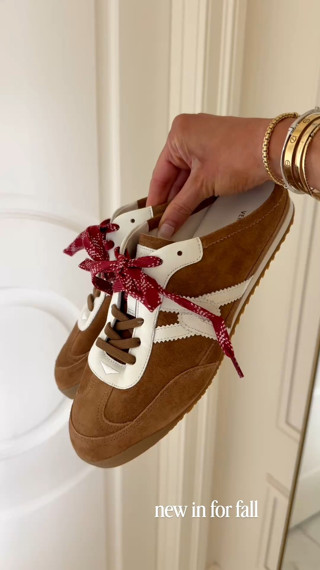 Love this slip on sneakers for fall!