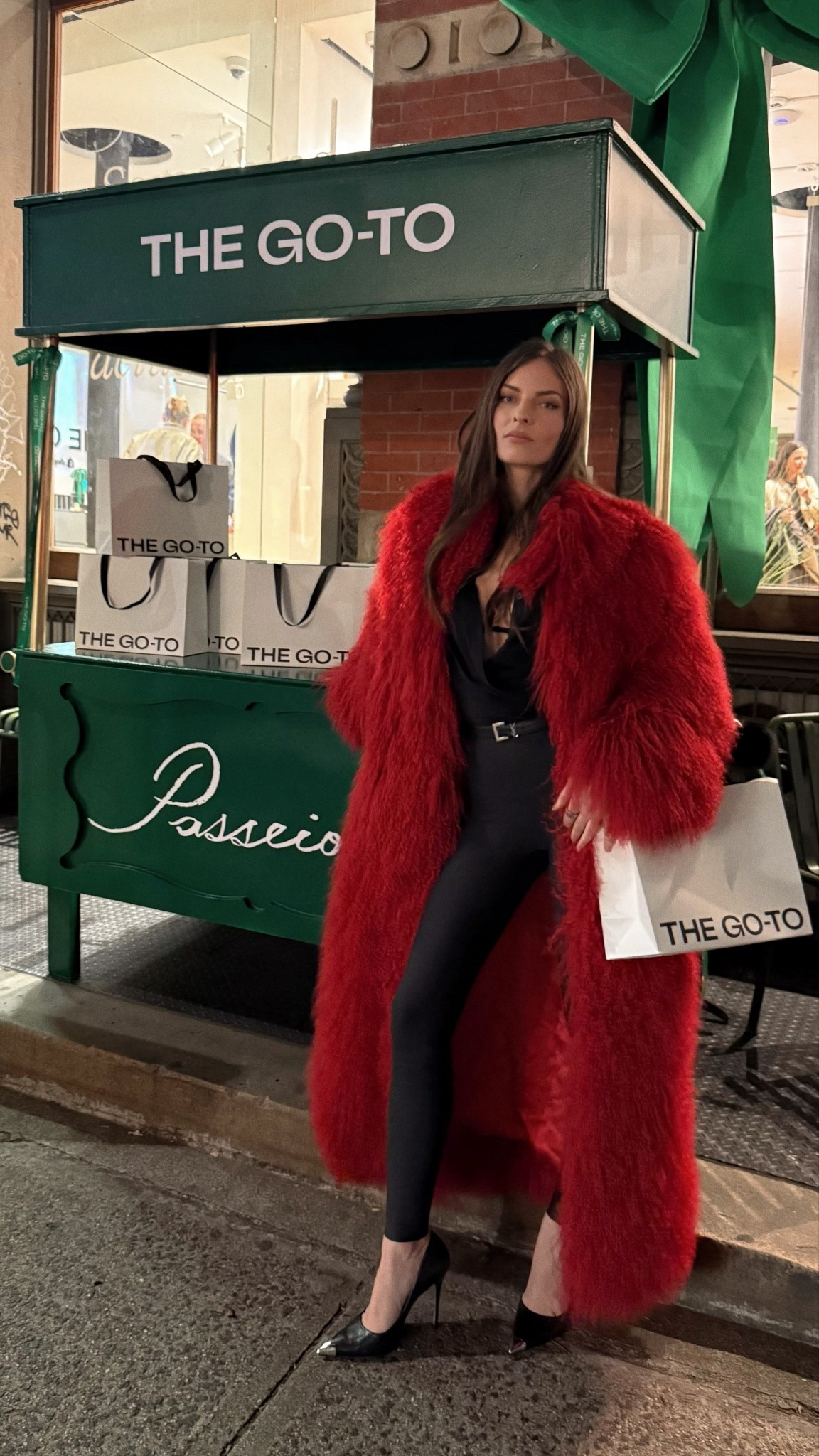 My most complimented coat
Affiliate links 