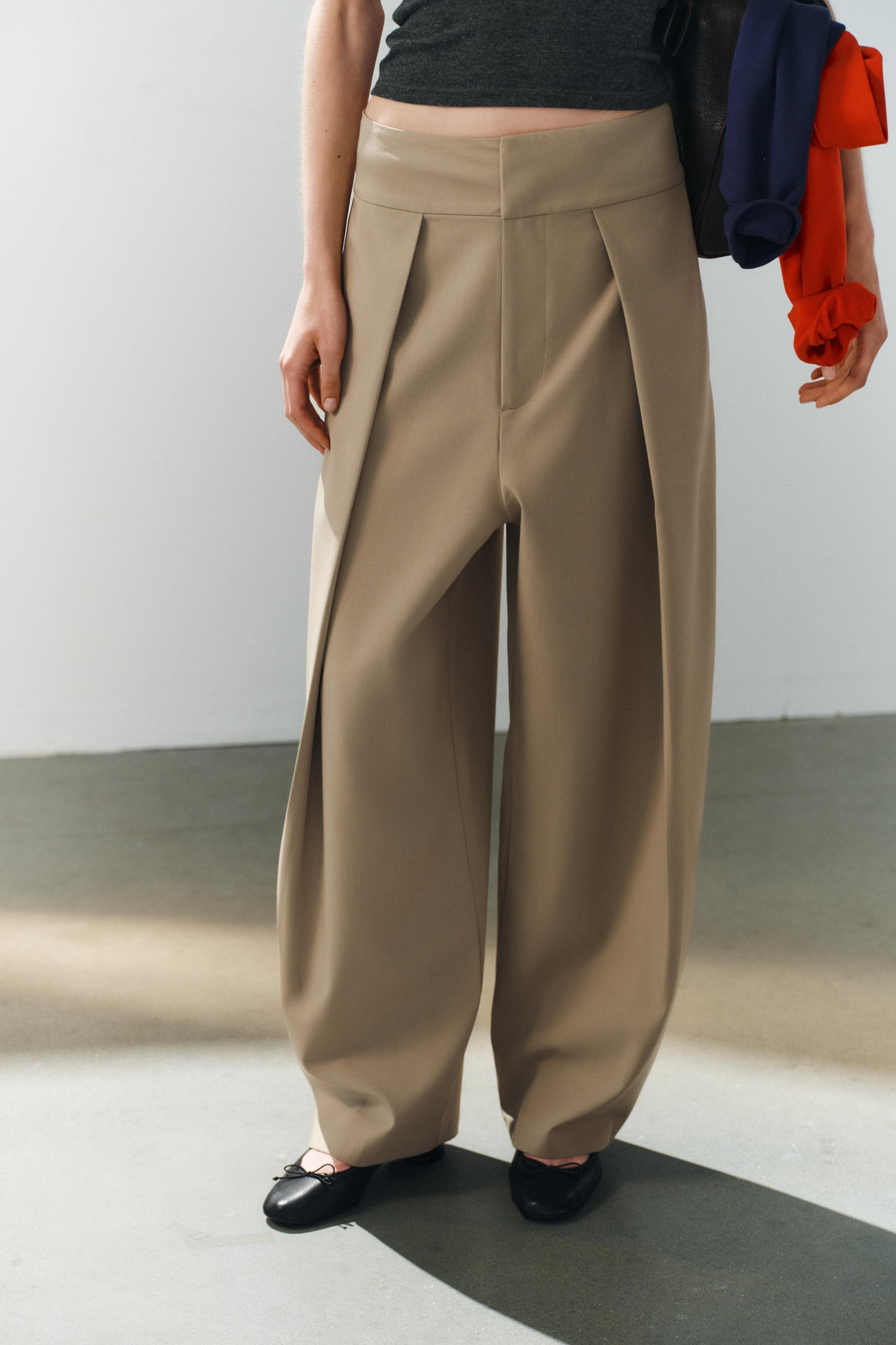 PLEATED BALLOON PANTS | Zara US