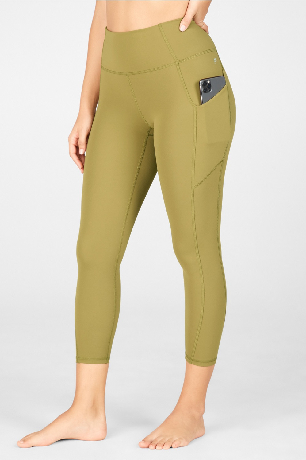 Oasis High-Waisted Pocket Capri | Fabletics