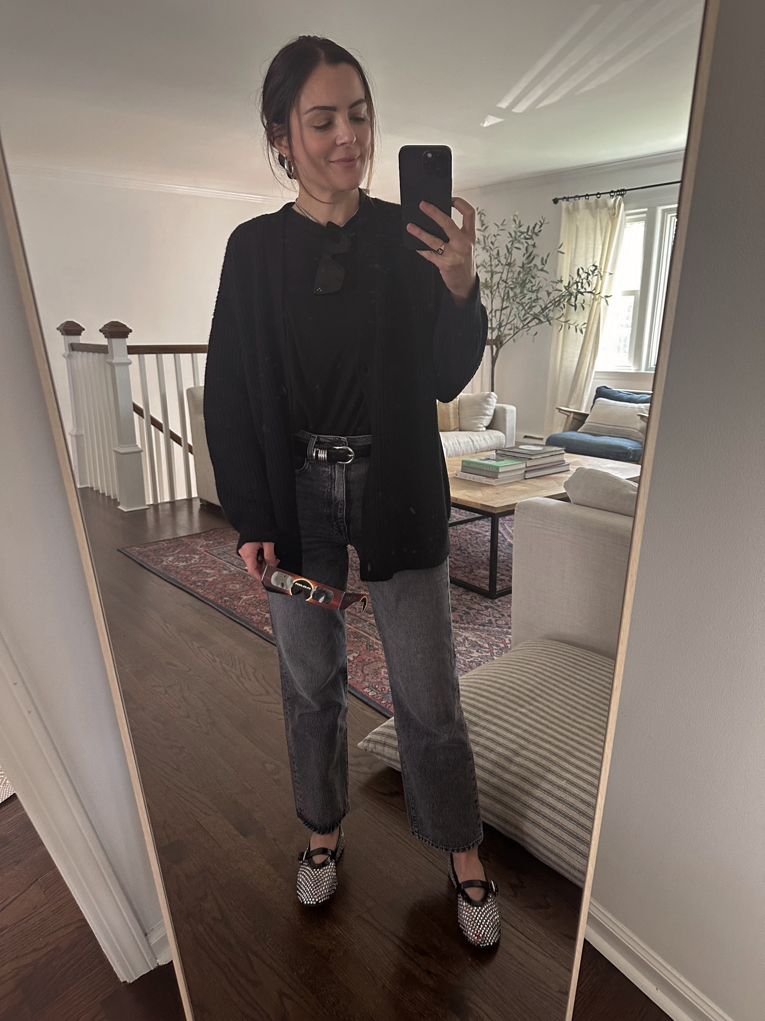 OOTD: Solar Eclipse Edition 🌘

#LTKfindsunder100 #LTKstyletip #LTKSeasonal