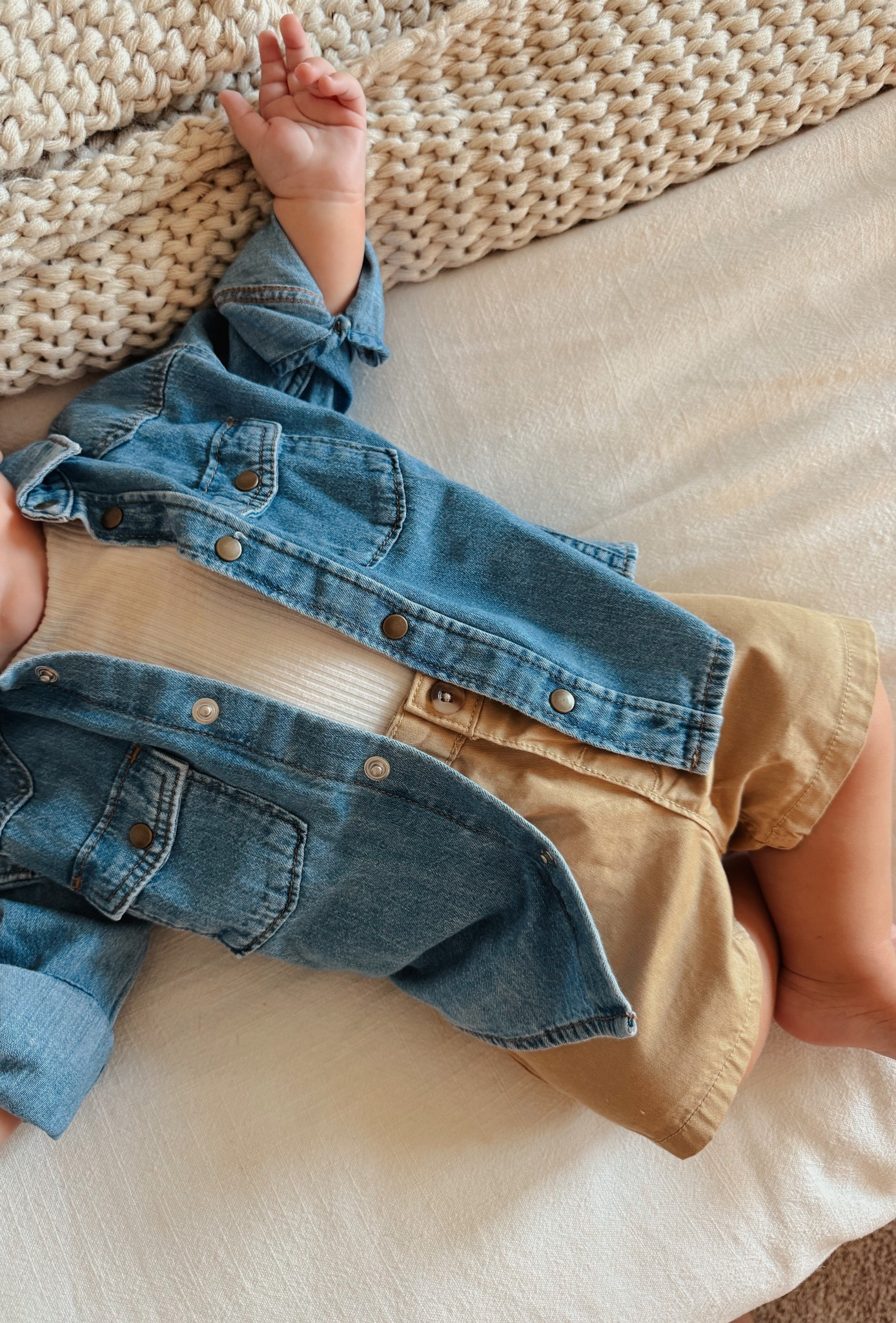 Cute baby boy outfit, boy fall outfit, baby boy fall outfit, boy fall fashion, 6 month old baby outfit

#LTKBaby #LTKU #LTKKids